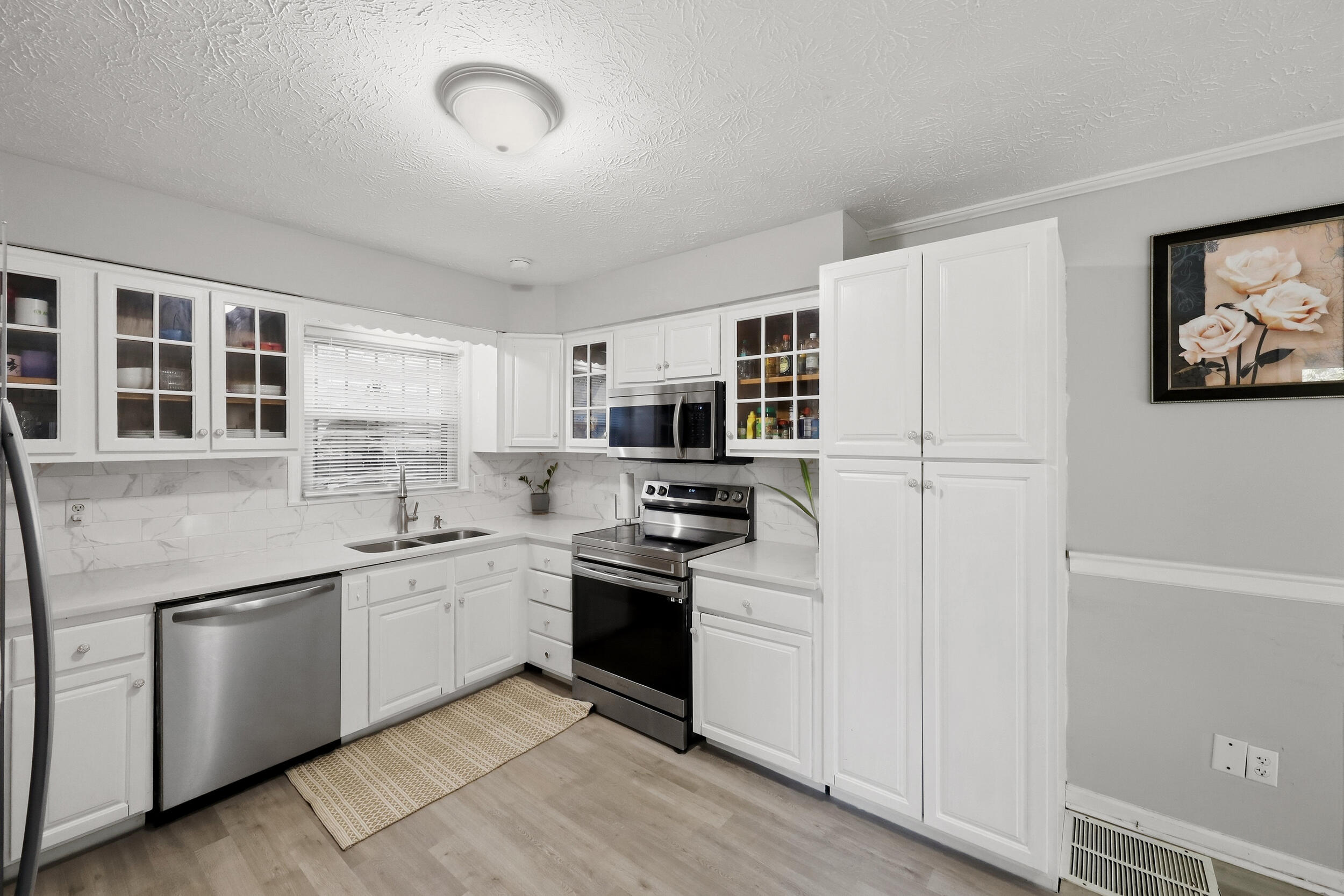 105 Oakwood Drive Property Photo 13