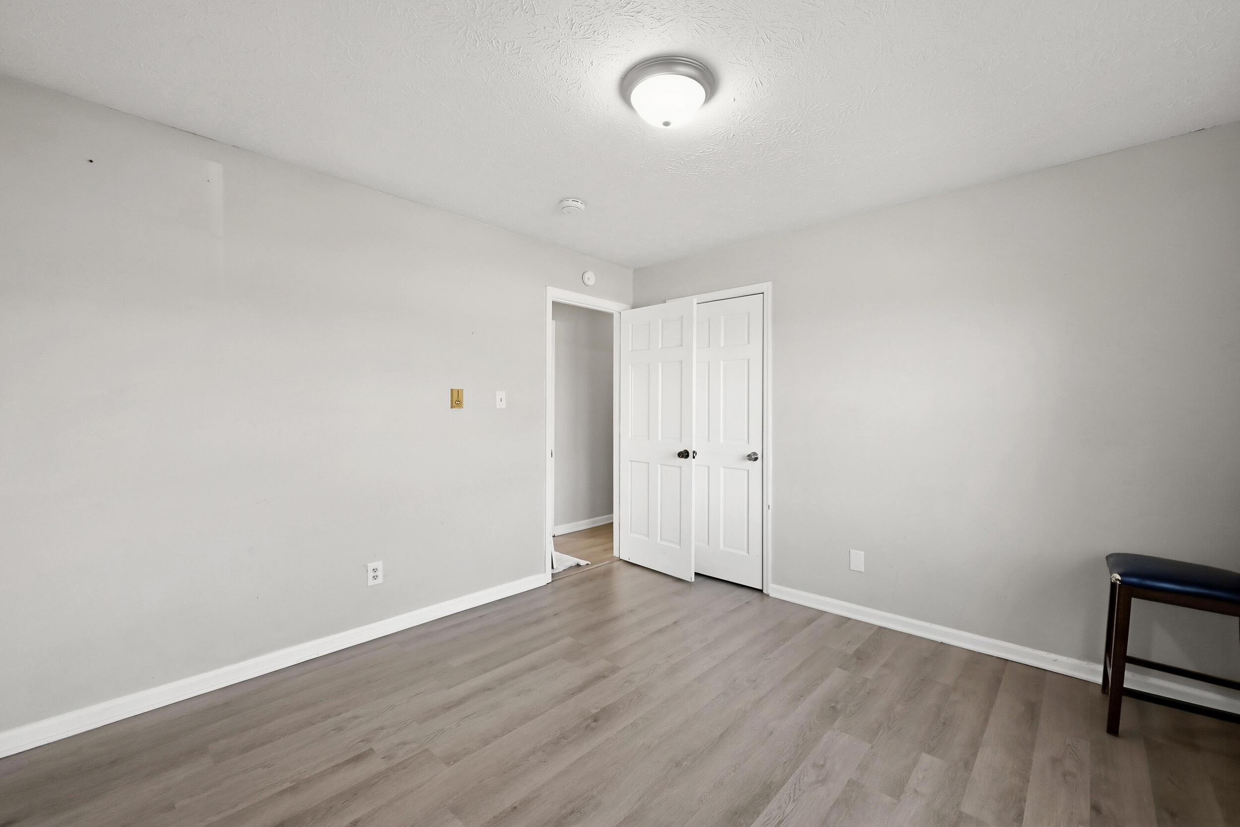 105 Oakwood Drive Property Photo 16