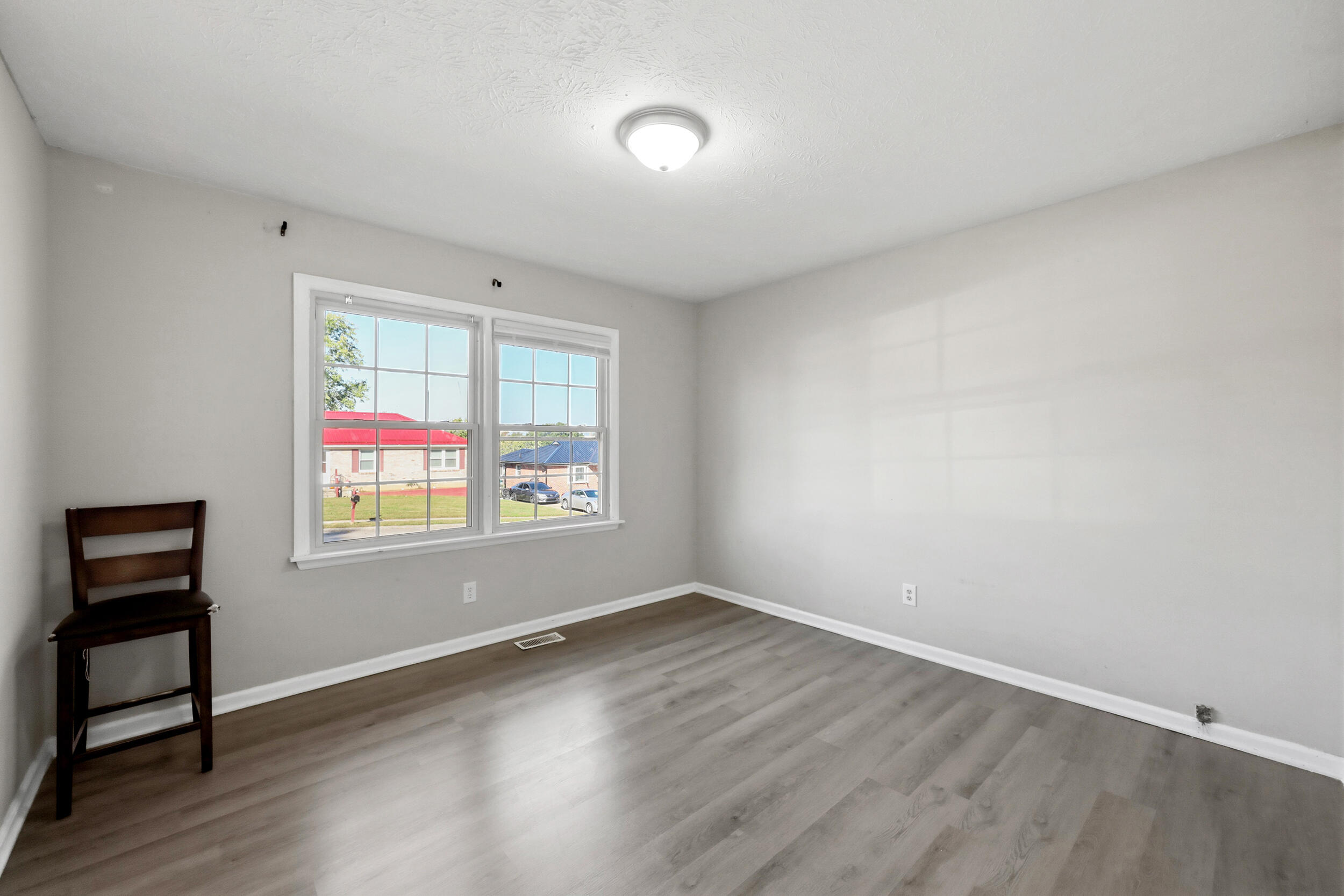 105 Oakwood Drive Property Photo 17