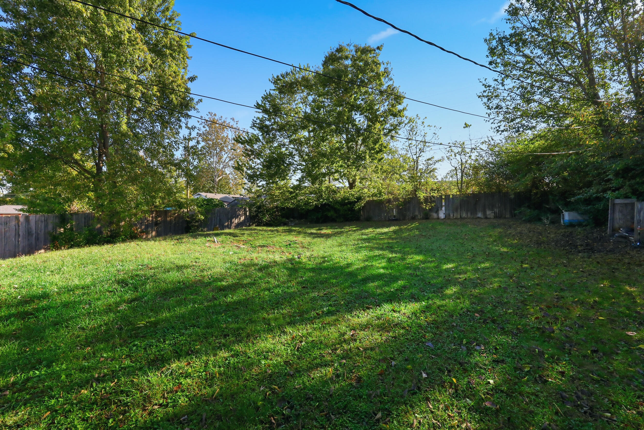 105 Oakwood Drive Property Photo 28