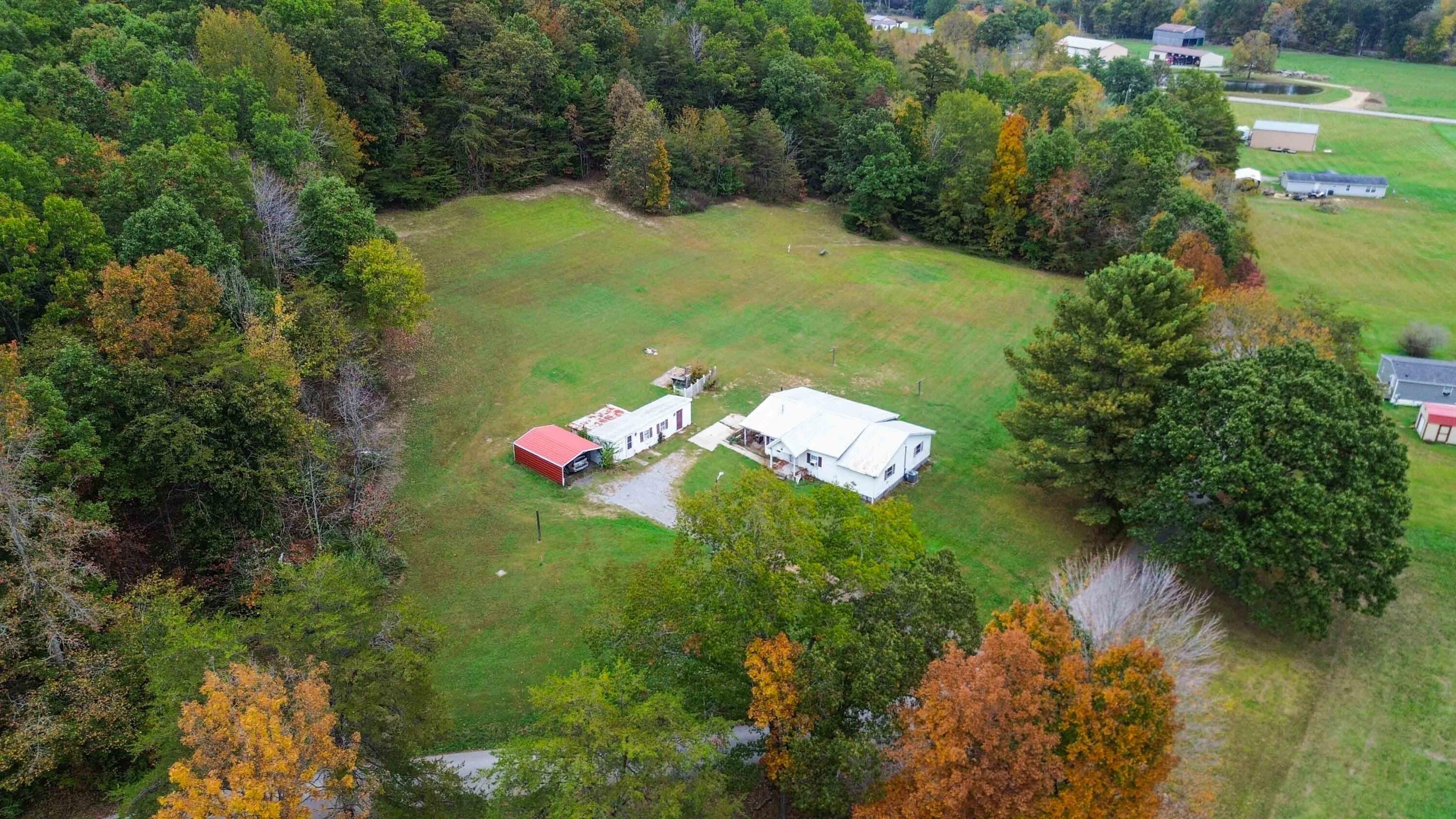 200 Brown Hollow Road Property Photo 11