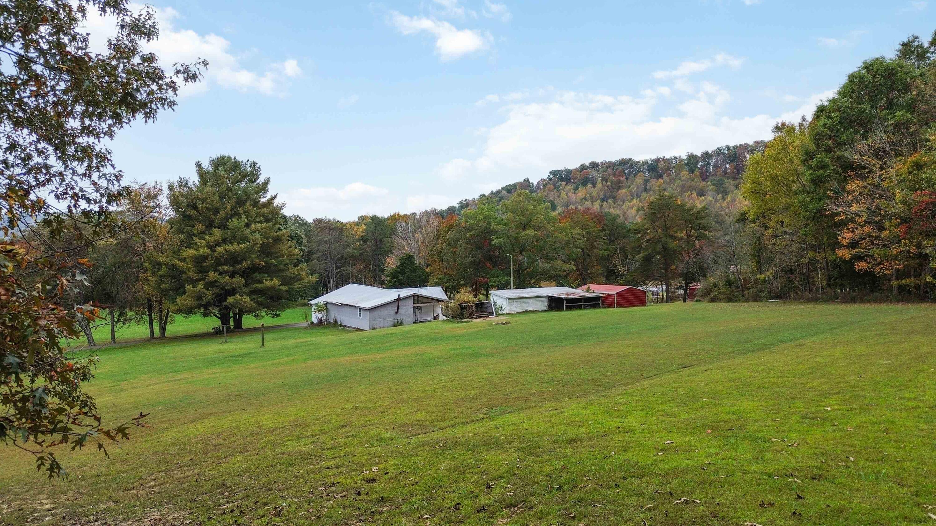 200 Brown Hollow Road Property Photo 14