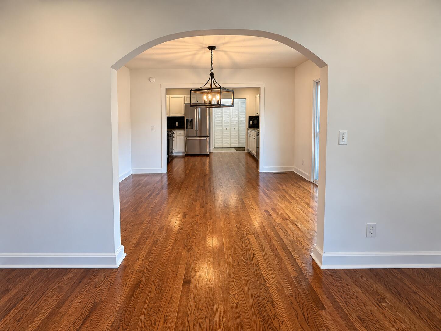 288 Broadway Street Property Photo 6