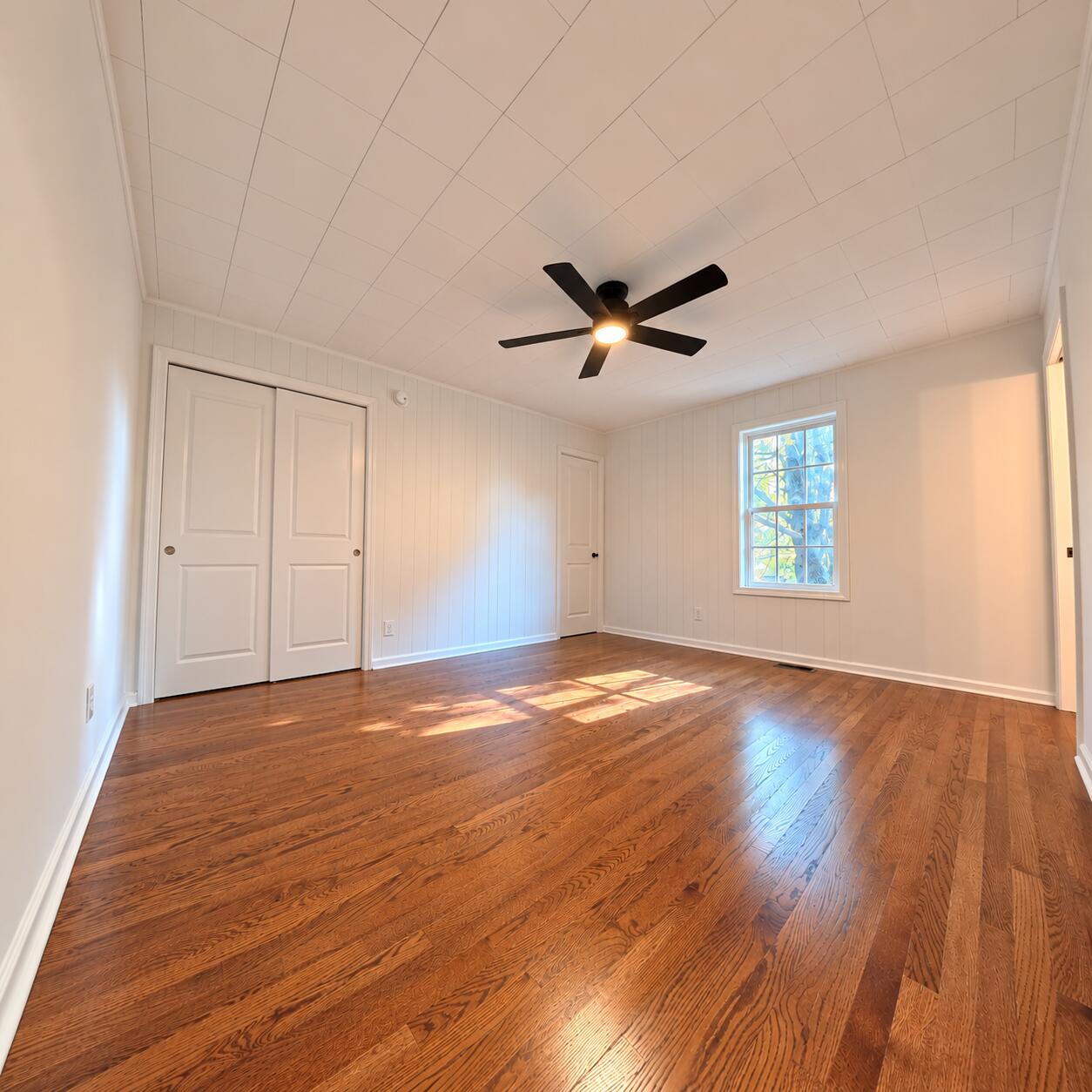 288 Broadway Street Property Photo 13