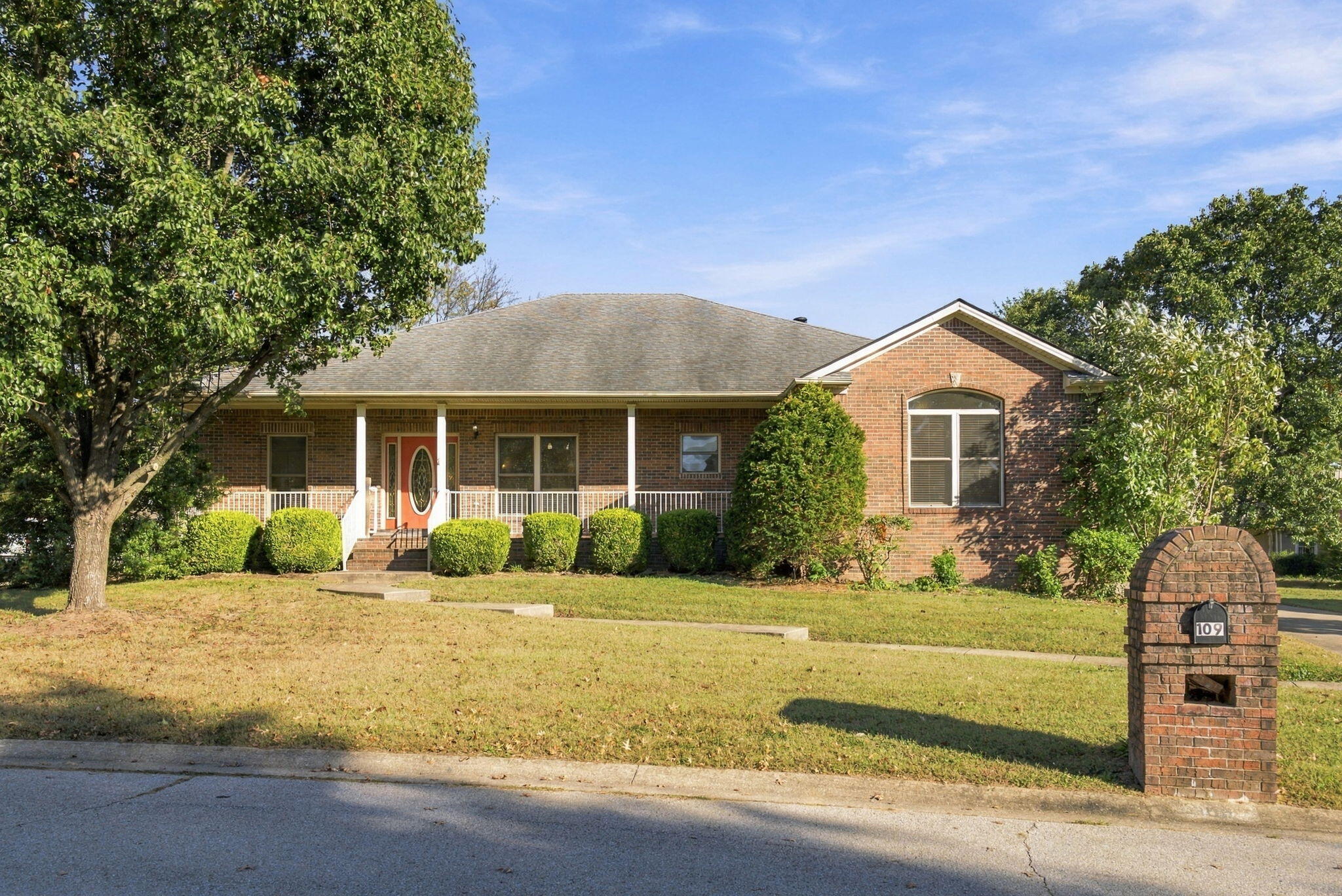 109 Lee Drive Property Photo 6