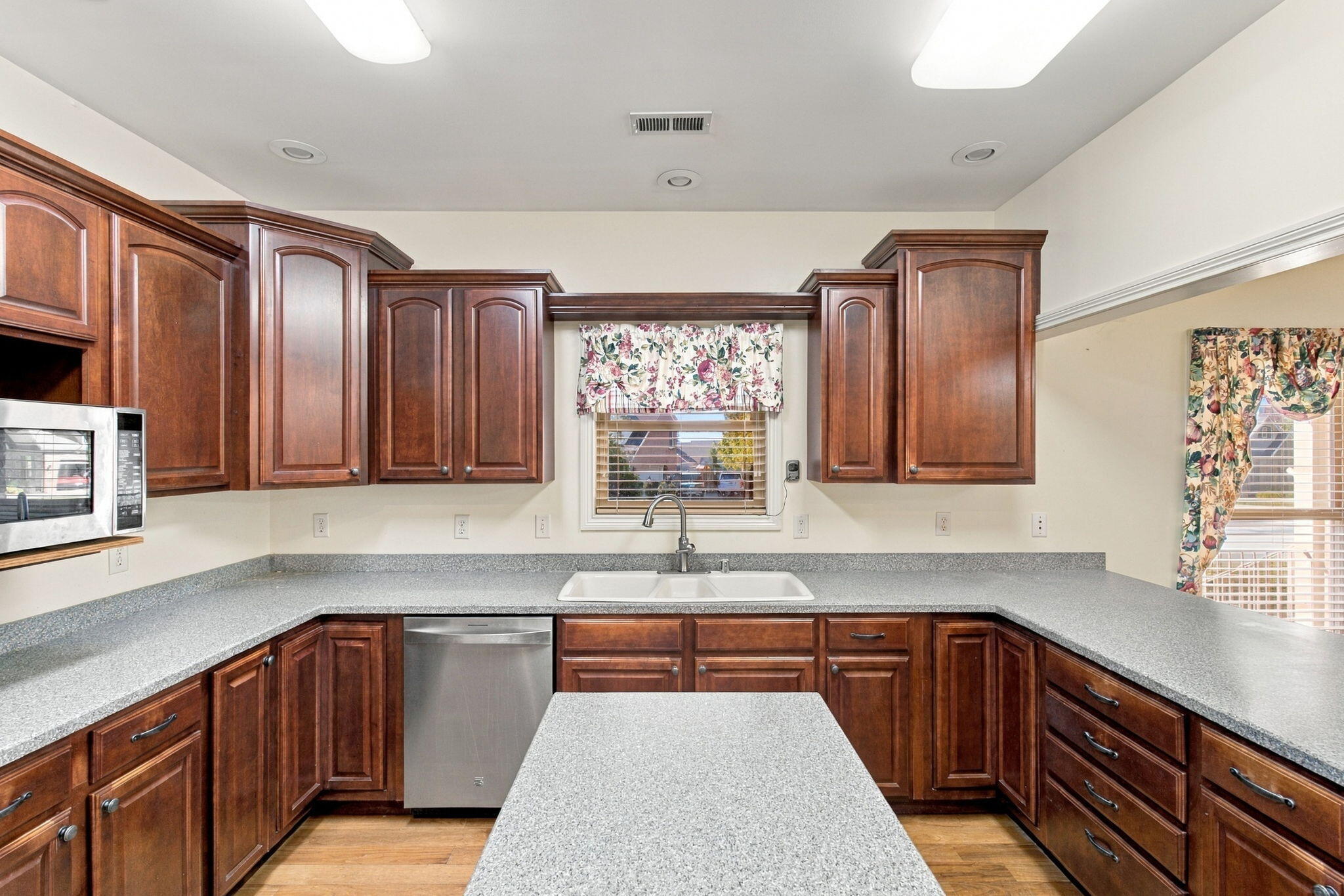 109 Lee Drive Property Photo 23