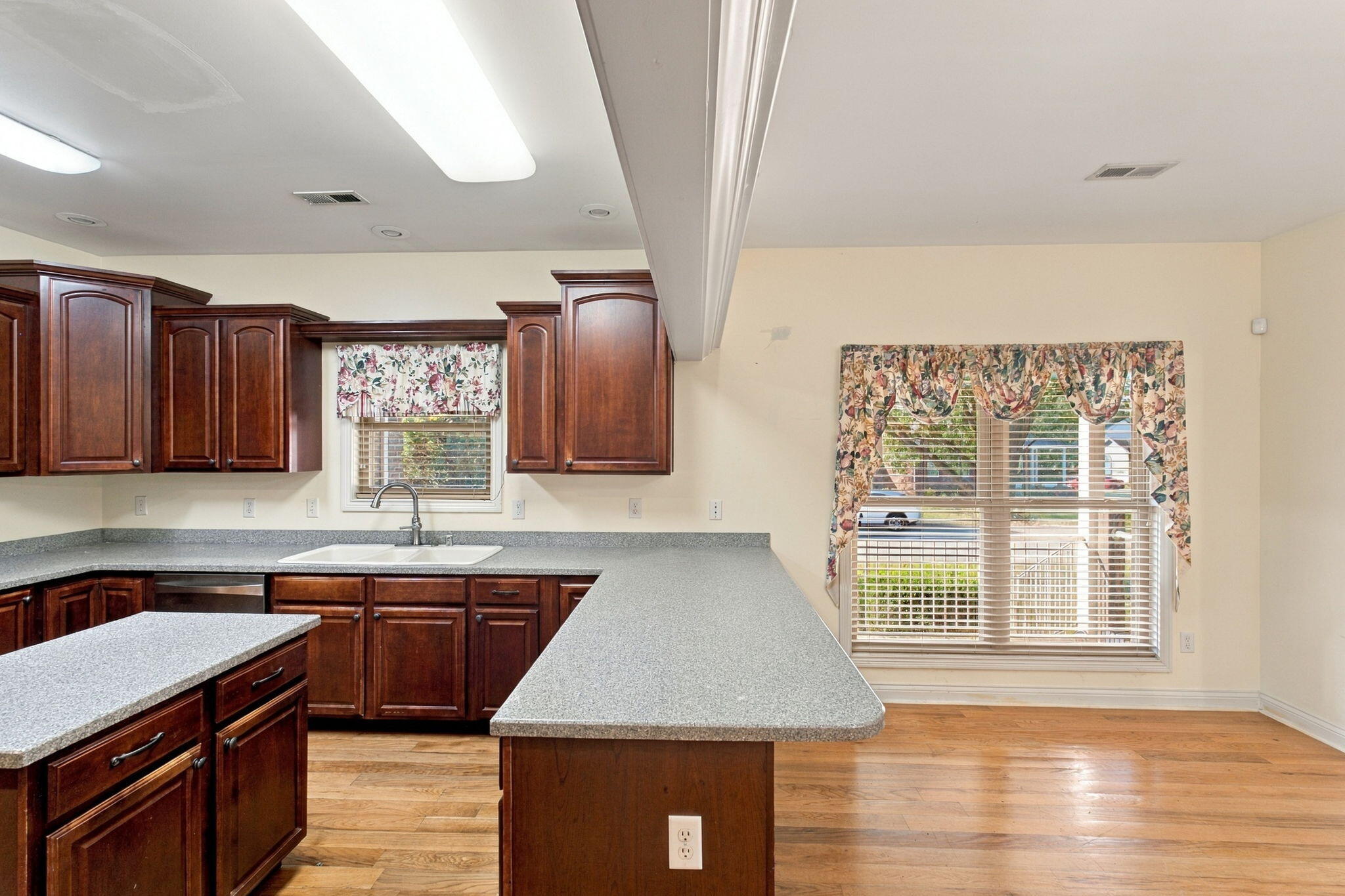 109 Lee Drive Property Photo 25