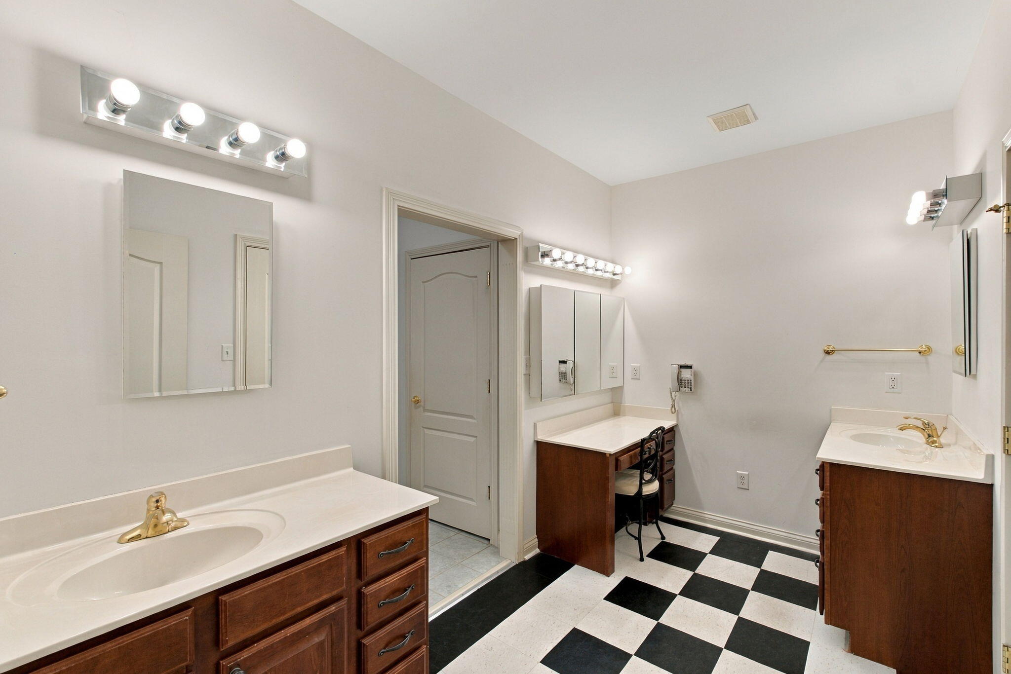 109 Lee Drive Property Photo 36