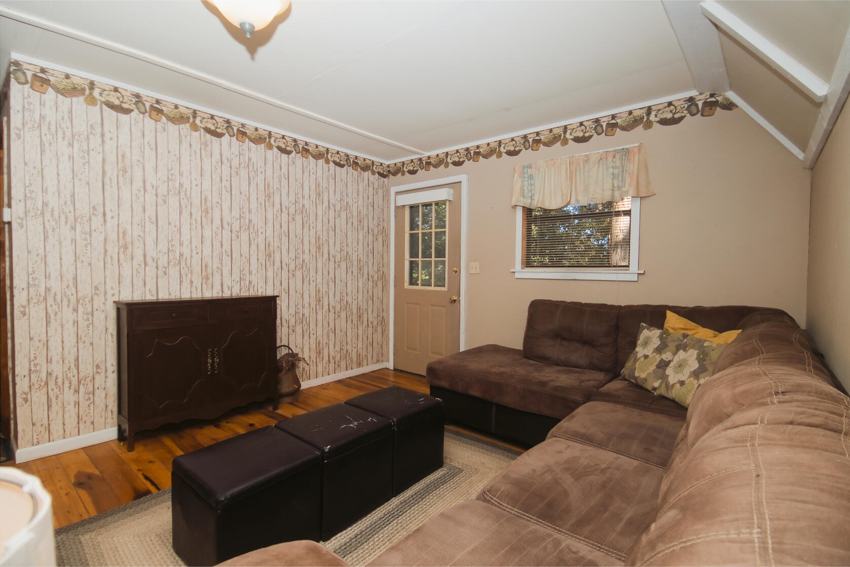 126 Lark Lane Property Photo 28