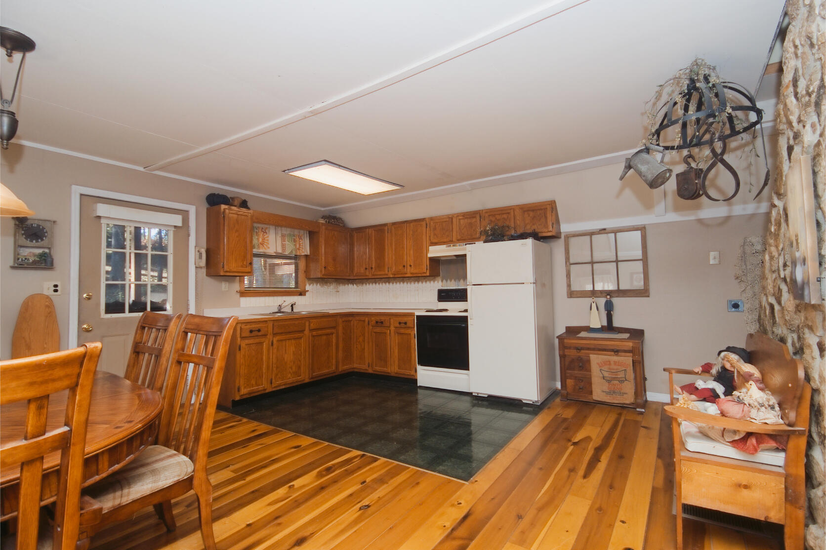 126 Lark Lane Property Photo 30