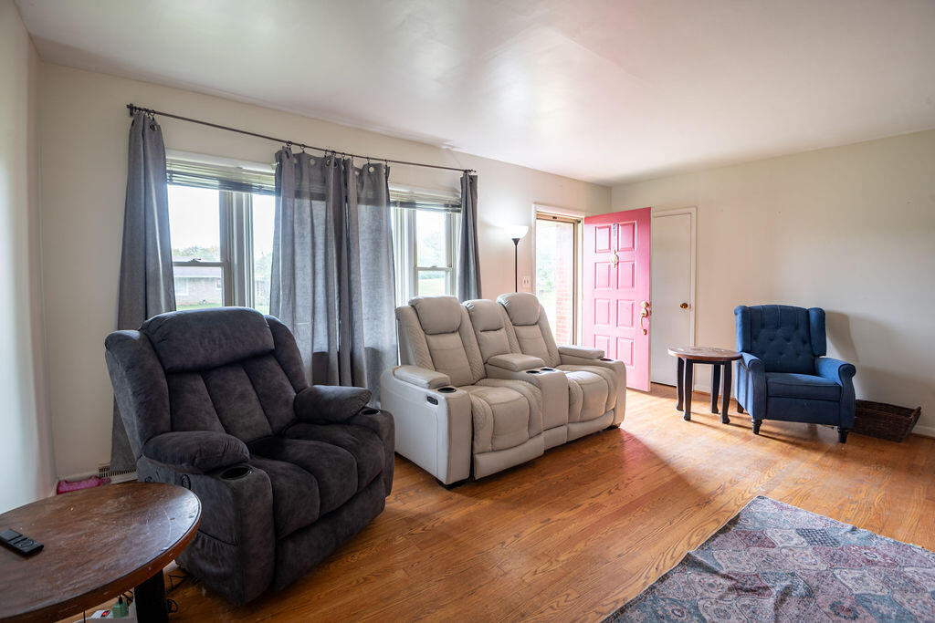 233 Madison Avenue Property Photo 5