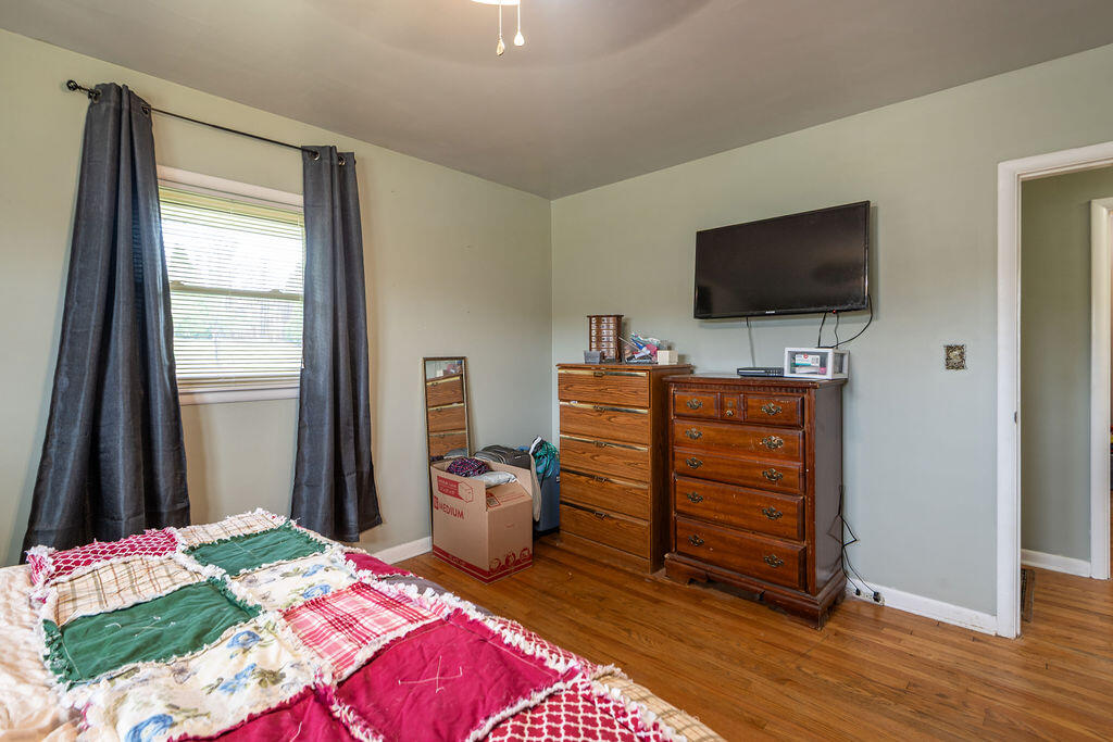 233 Madison Avenue Property Photo 11