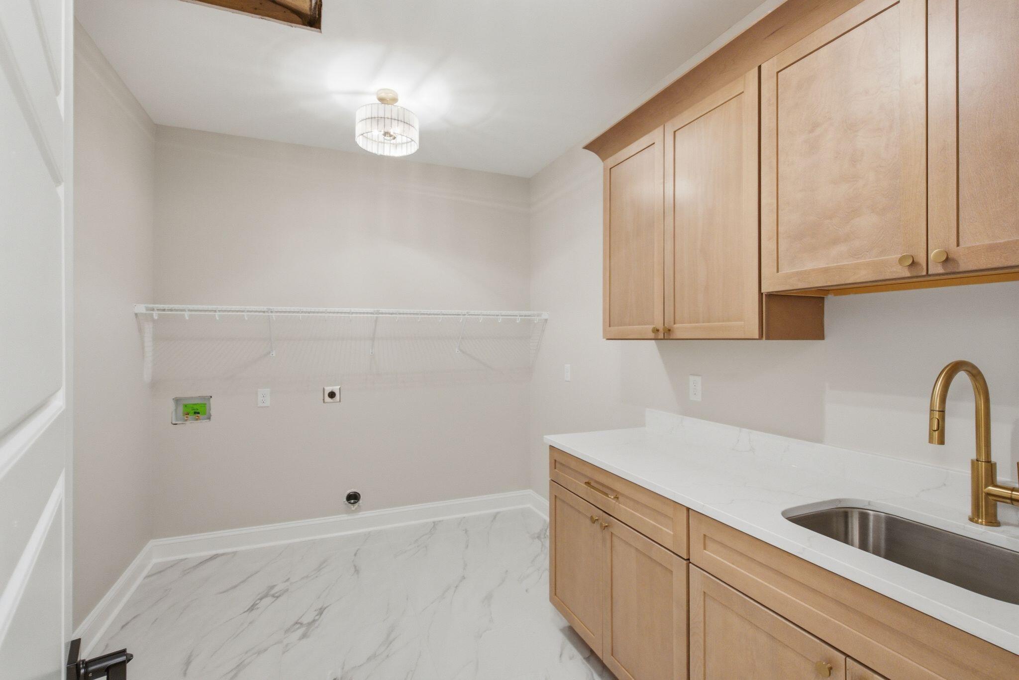 1166 Champion Way Property Photo 34