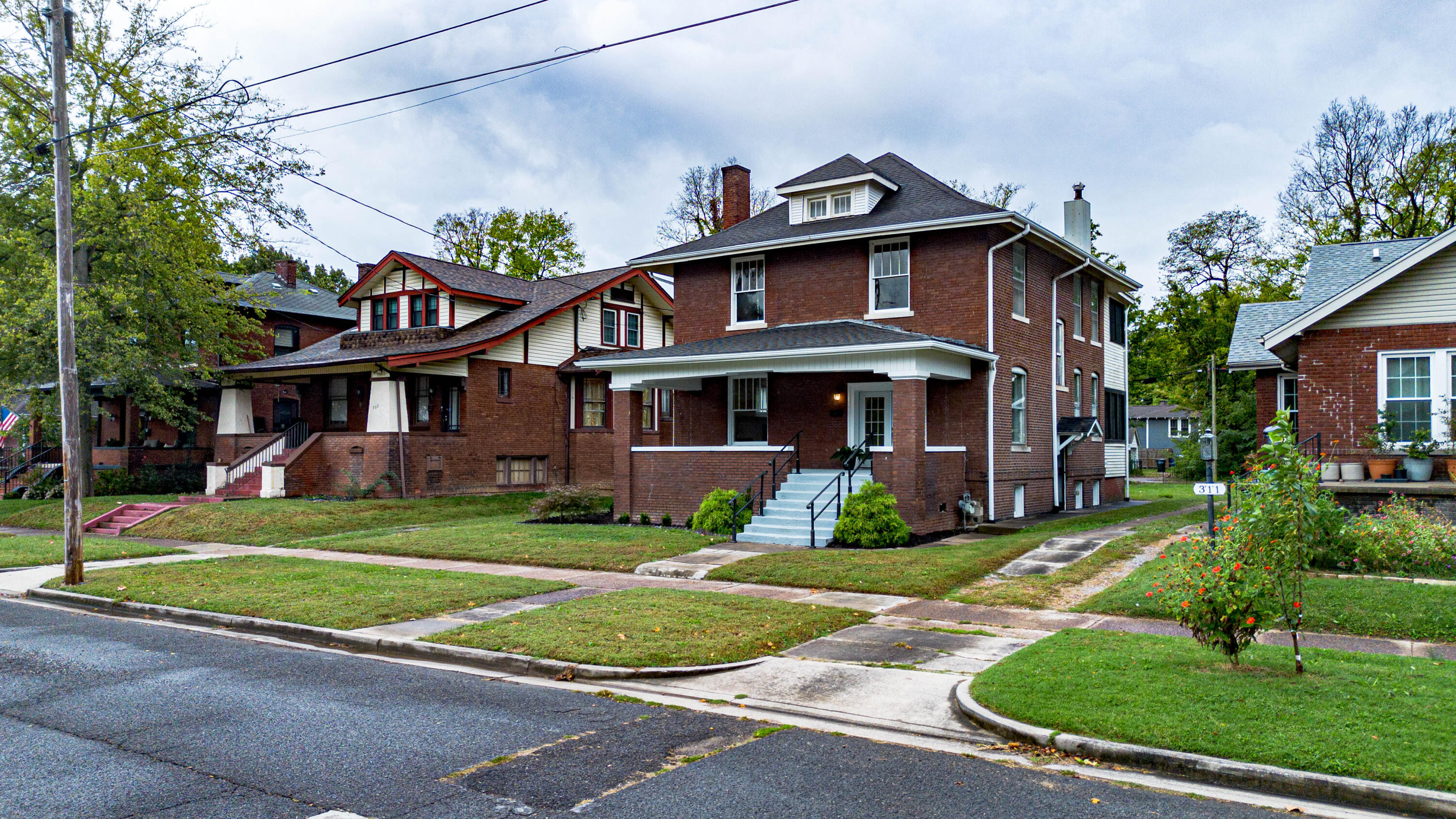 309 Harahan Boulevard Property Photo 3