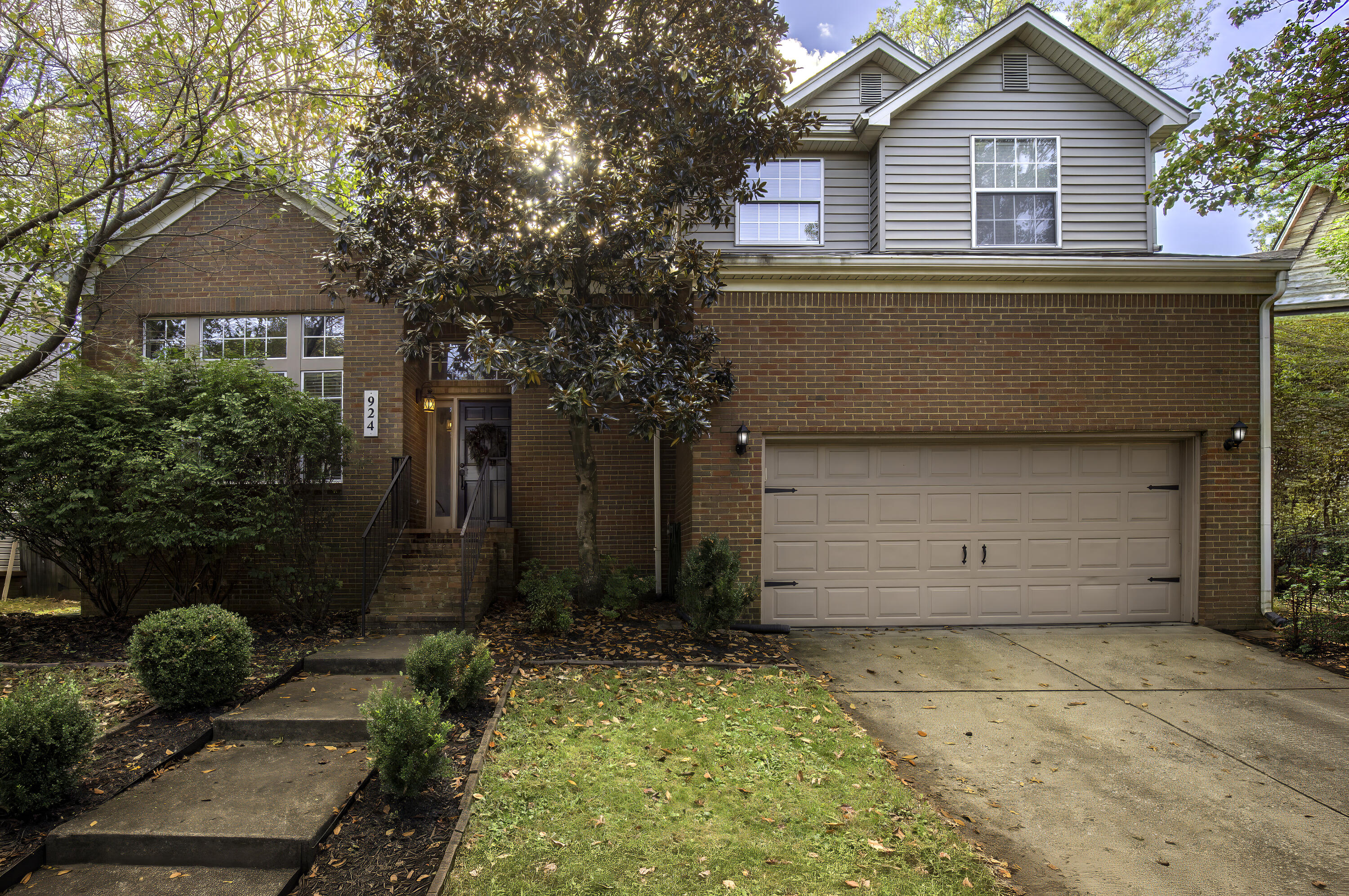 924 Palomino Lane Property Photo 1