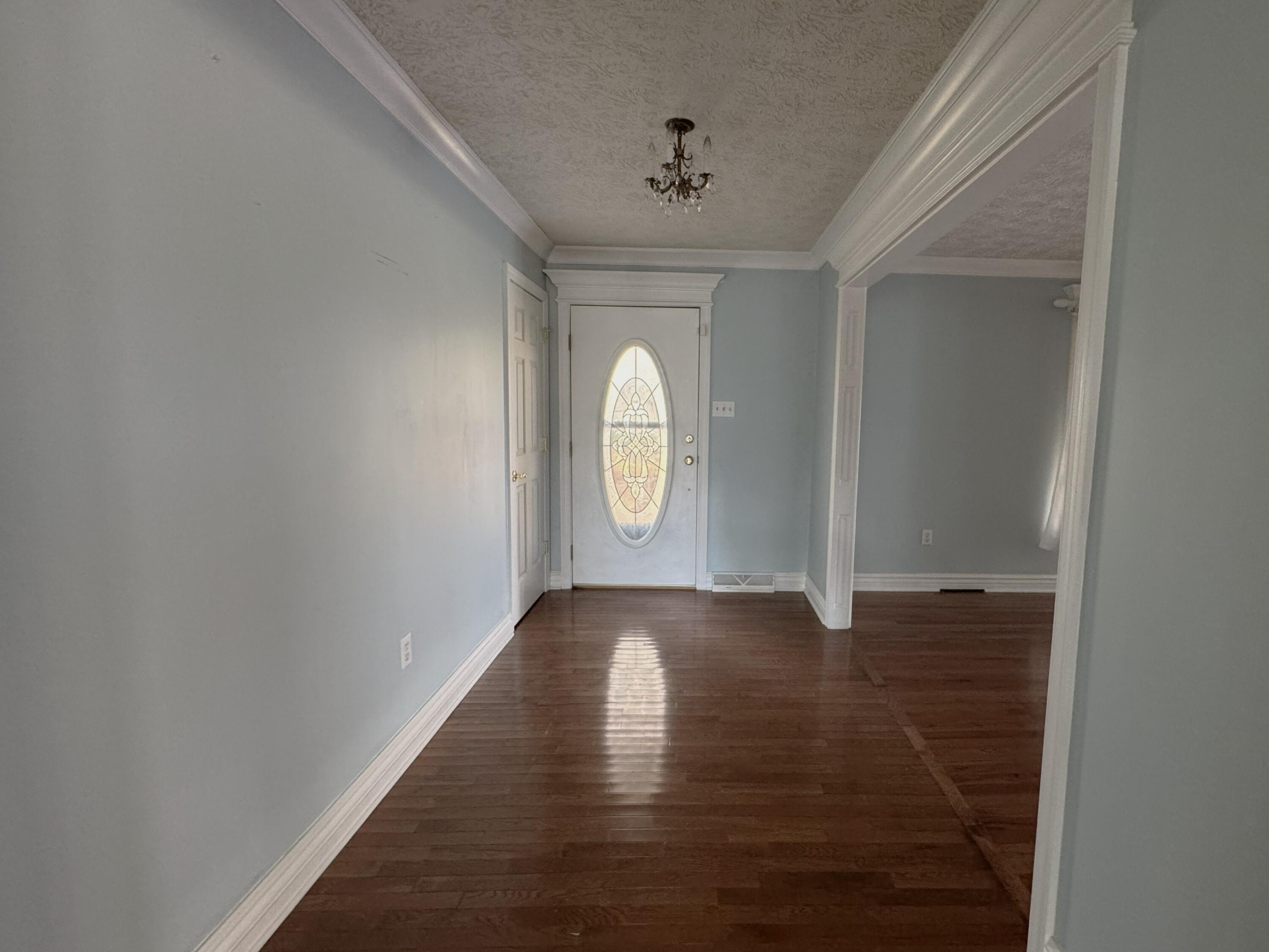 272 Hawk Creek Road Property Photo 4