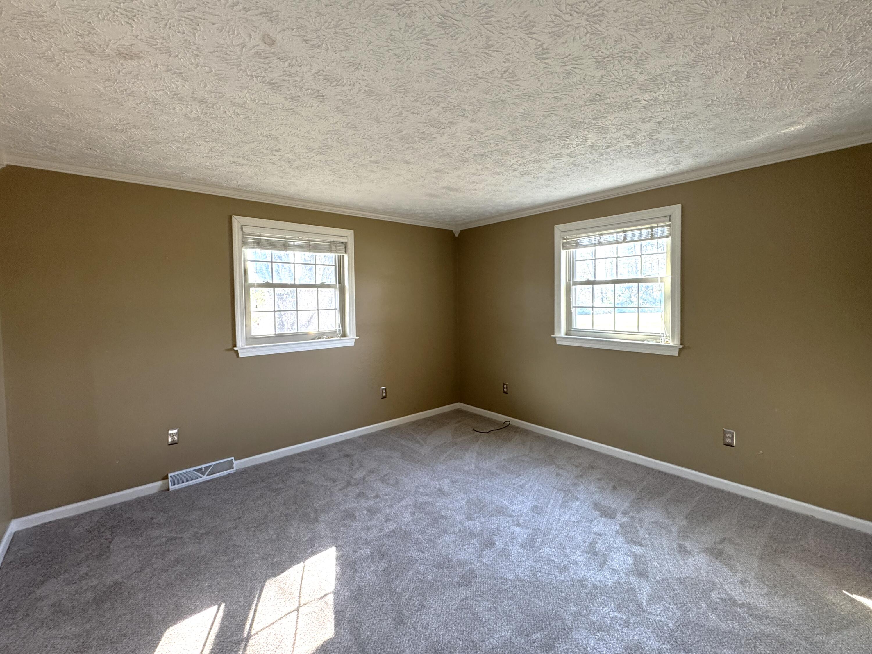 272 Hawk Creek Road Property Photo 24