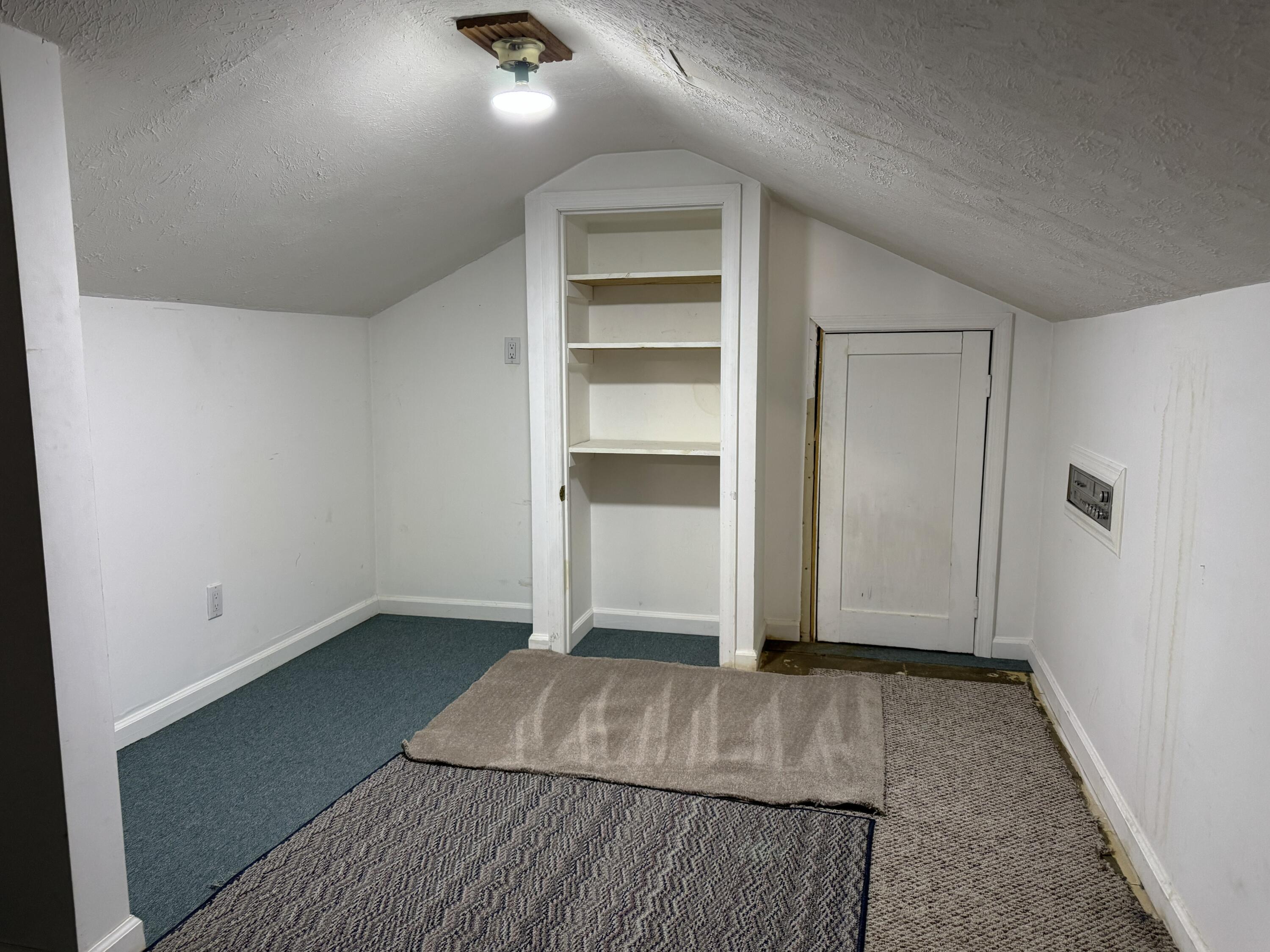 272 Hawk Creek Road Property Photo 33