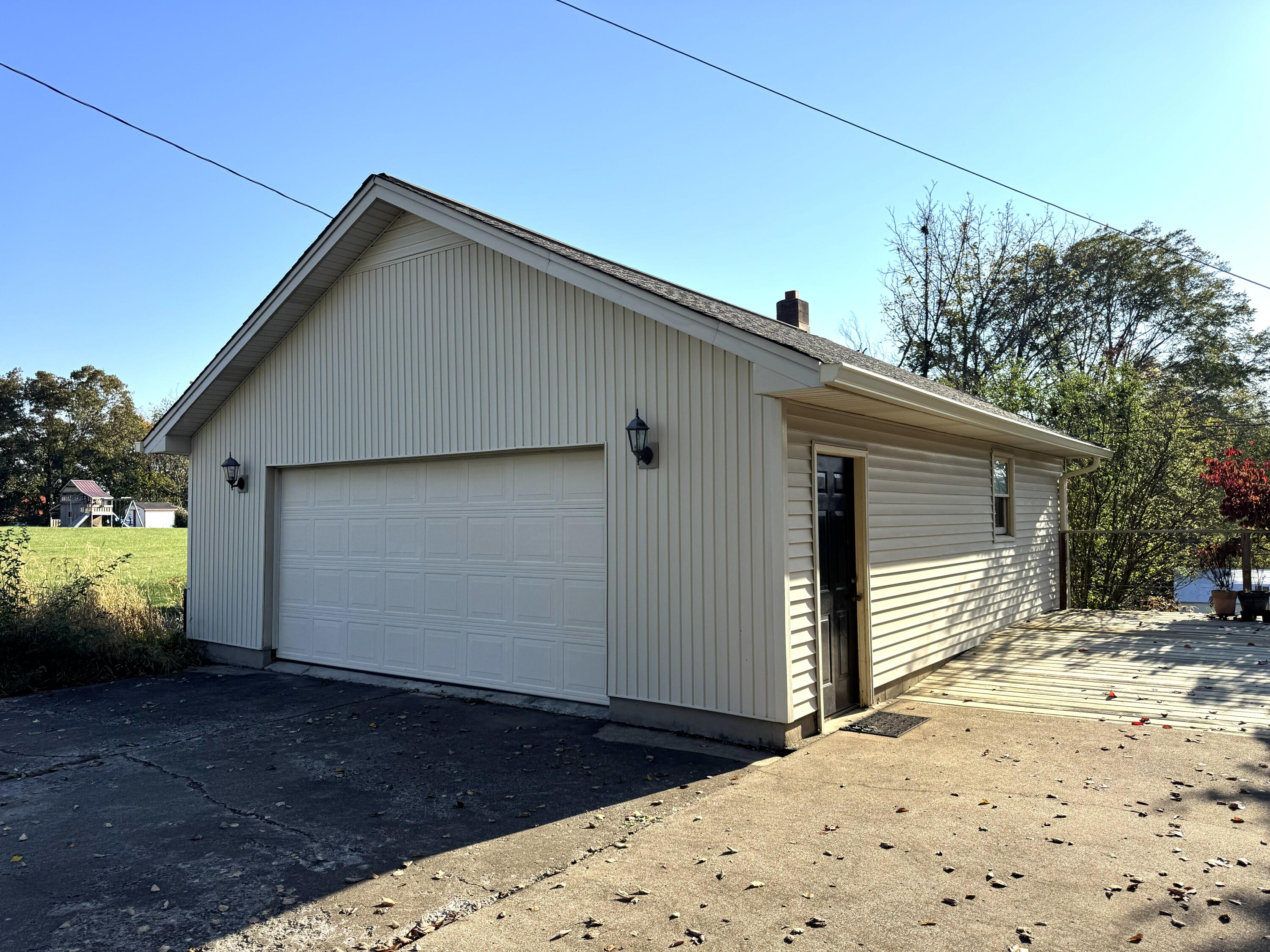 272 Hawk Creek Road Property Photo 44