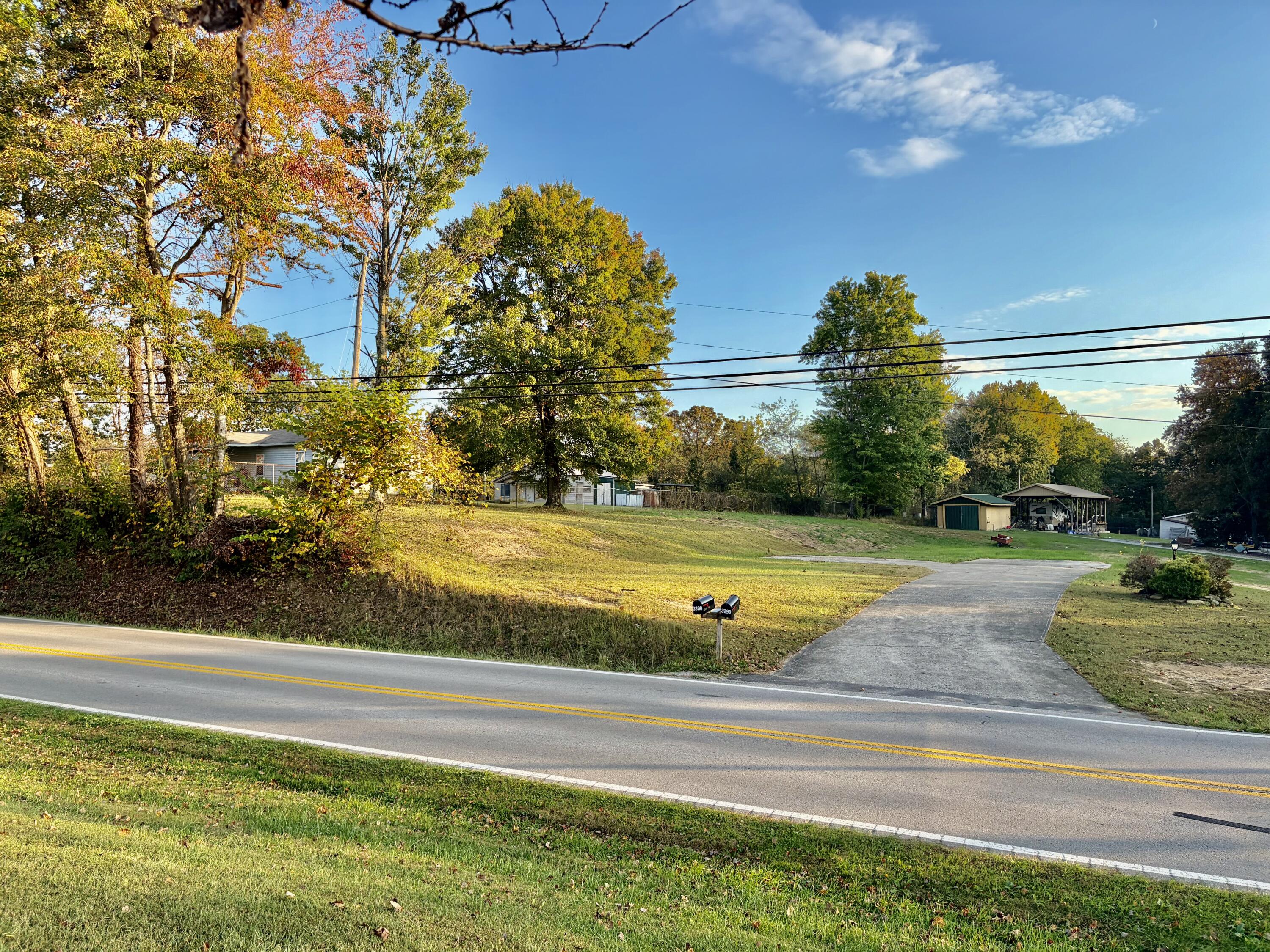 3300 Highway 2792 Property Photo 5