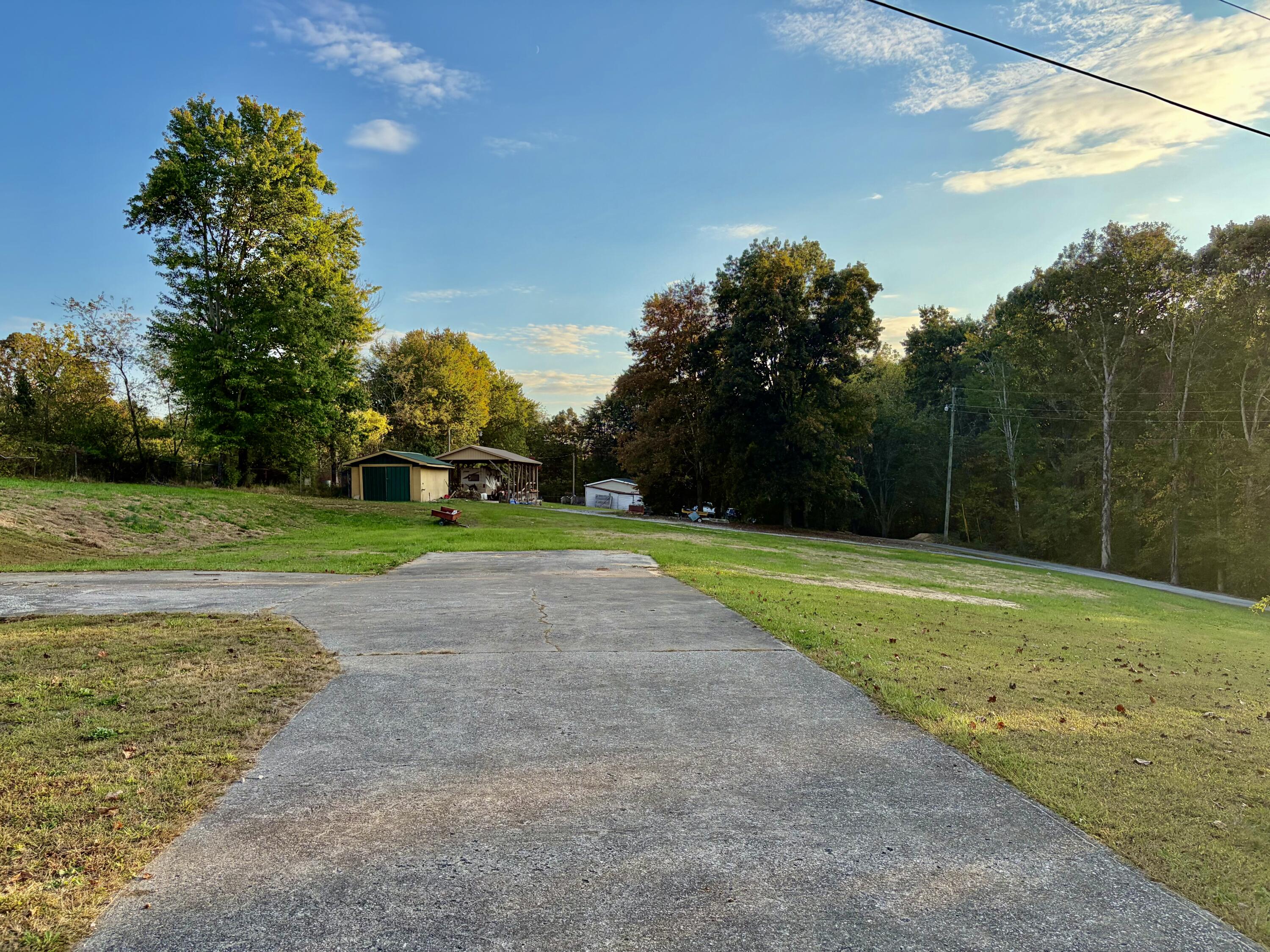 3300 Highway 2792 Property Photo 6