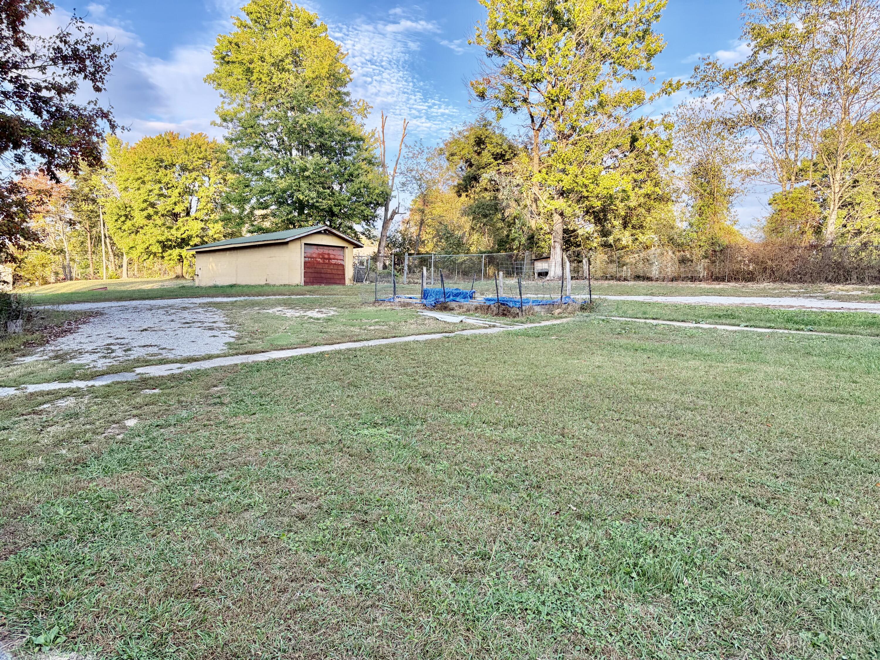 3300 Highway 2792 Property Photo 13