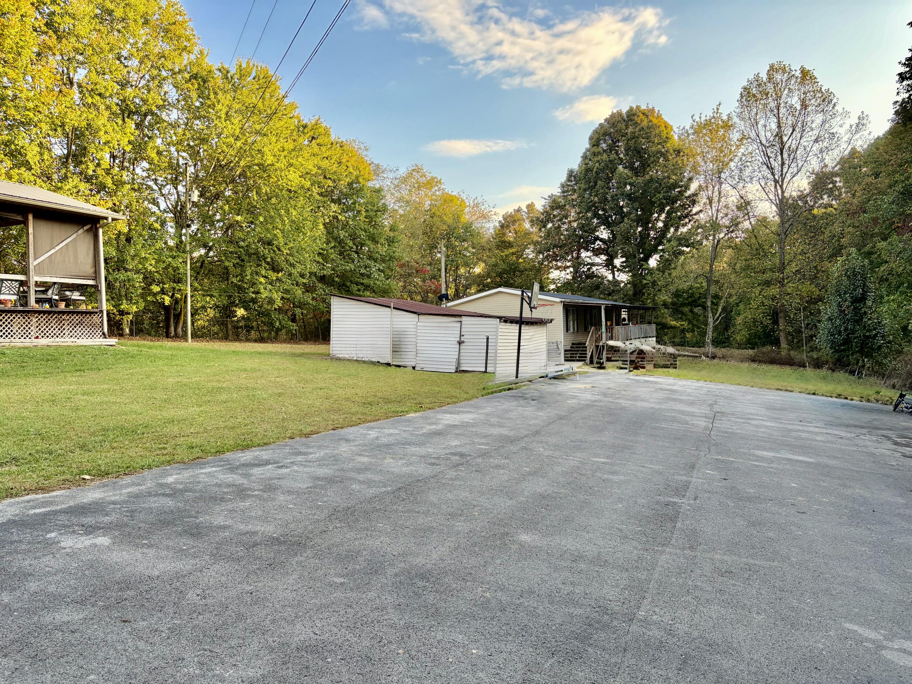 3300 Highway 2792 Property Photo 23
