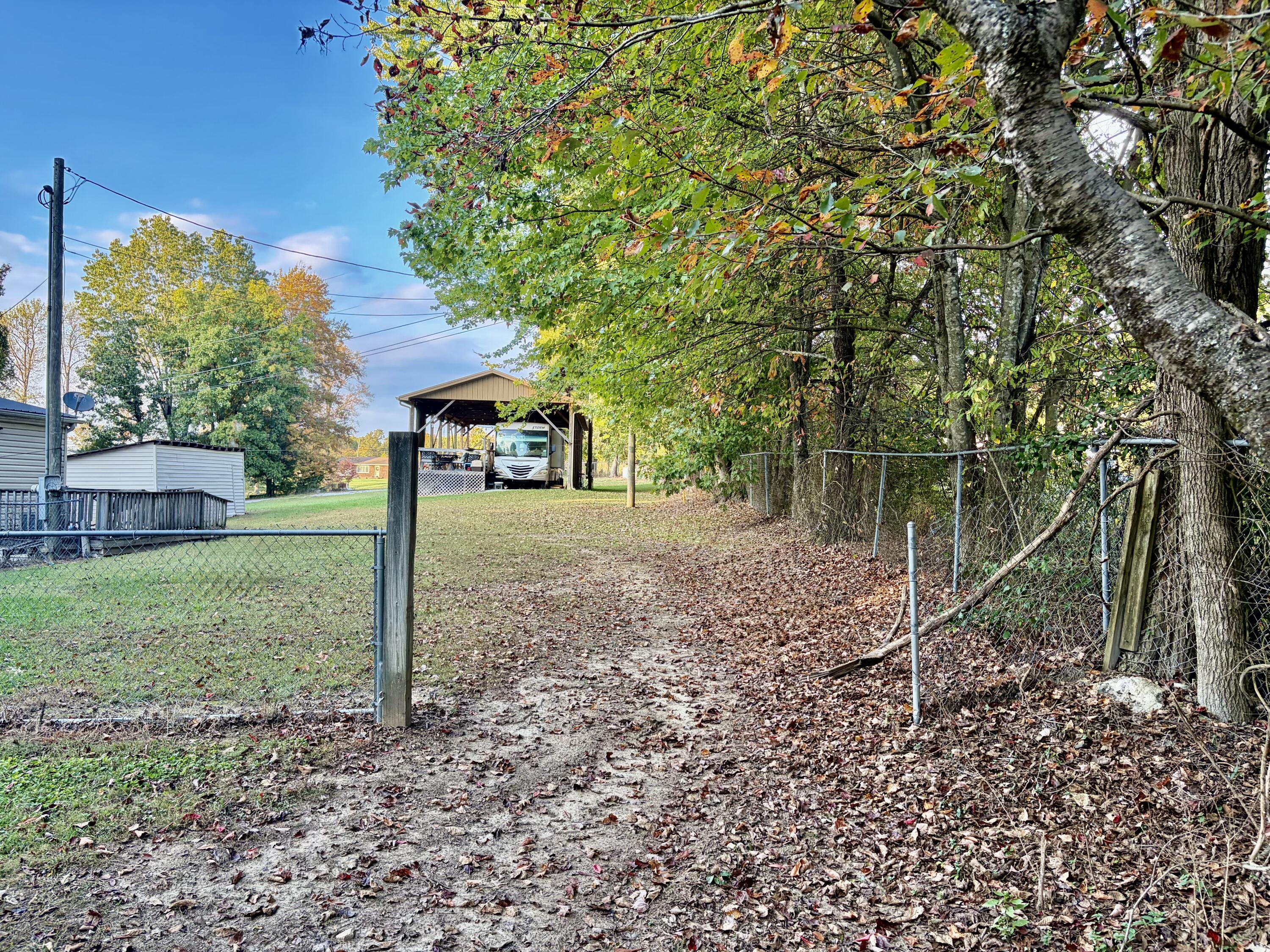 3300 Highway 2792 Property Photo 42