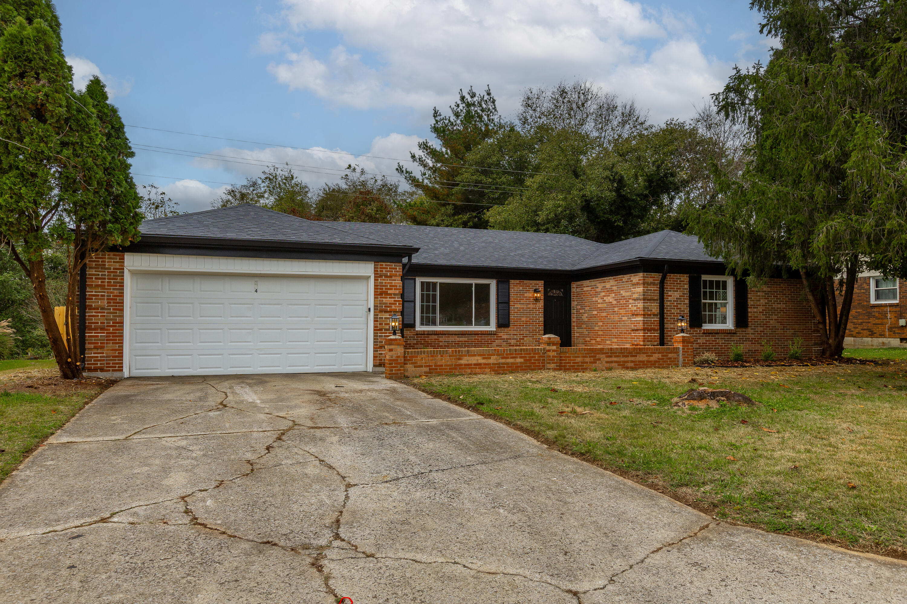 314 Botts Court Property Photo 1