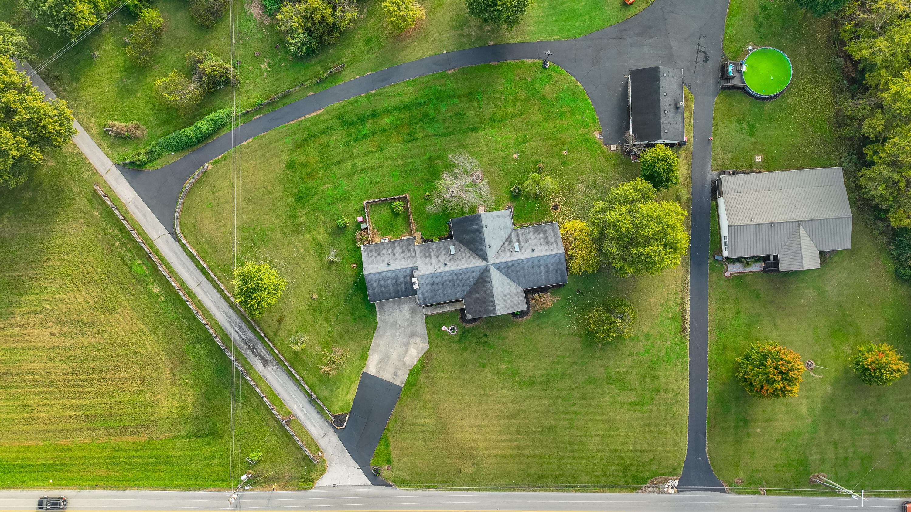 158 College Hill Road Property Photo 7