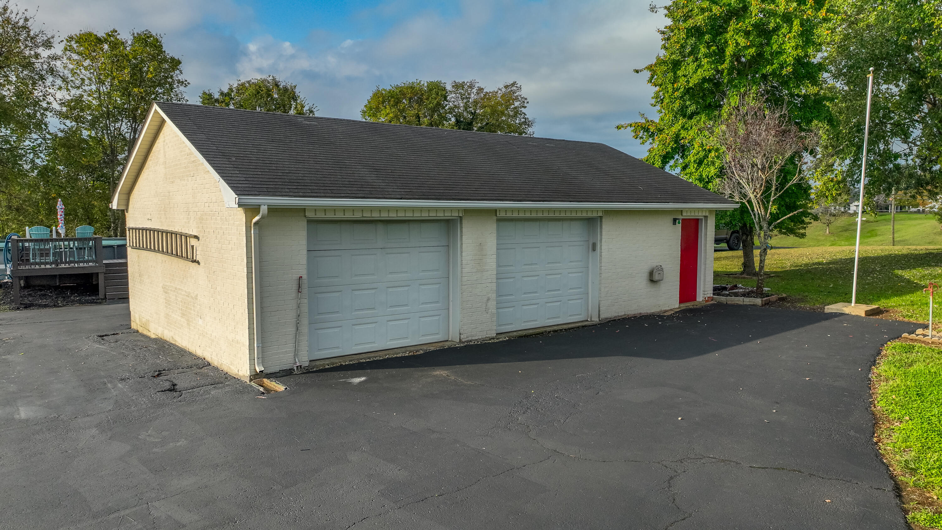 158 College Hill Road Property Photo 11