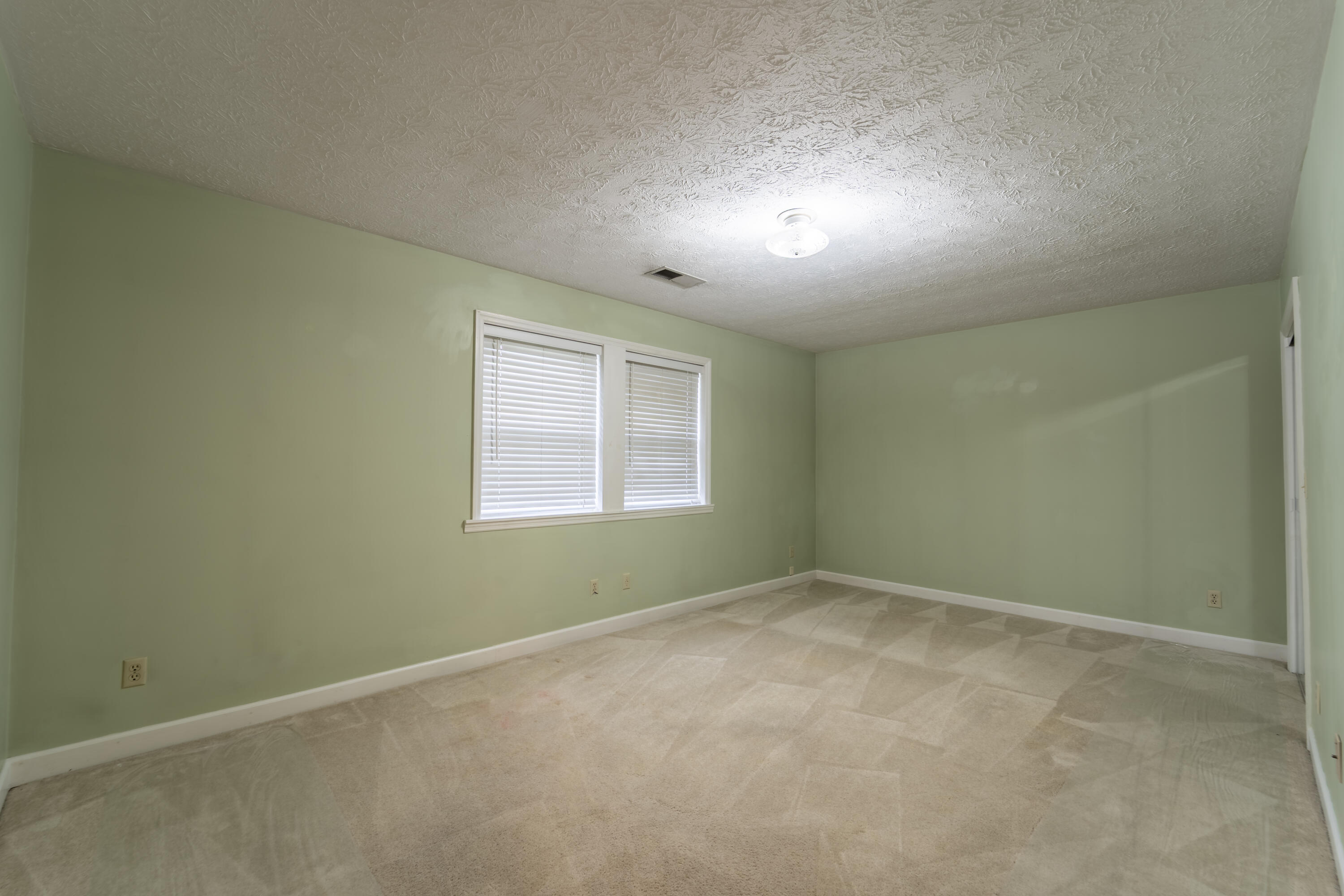158 College Hill Road Property Photo 36