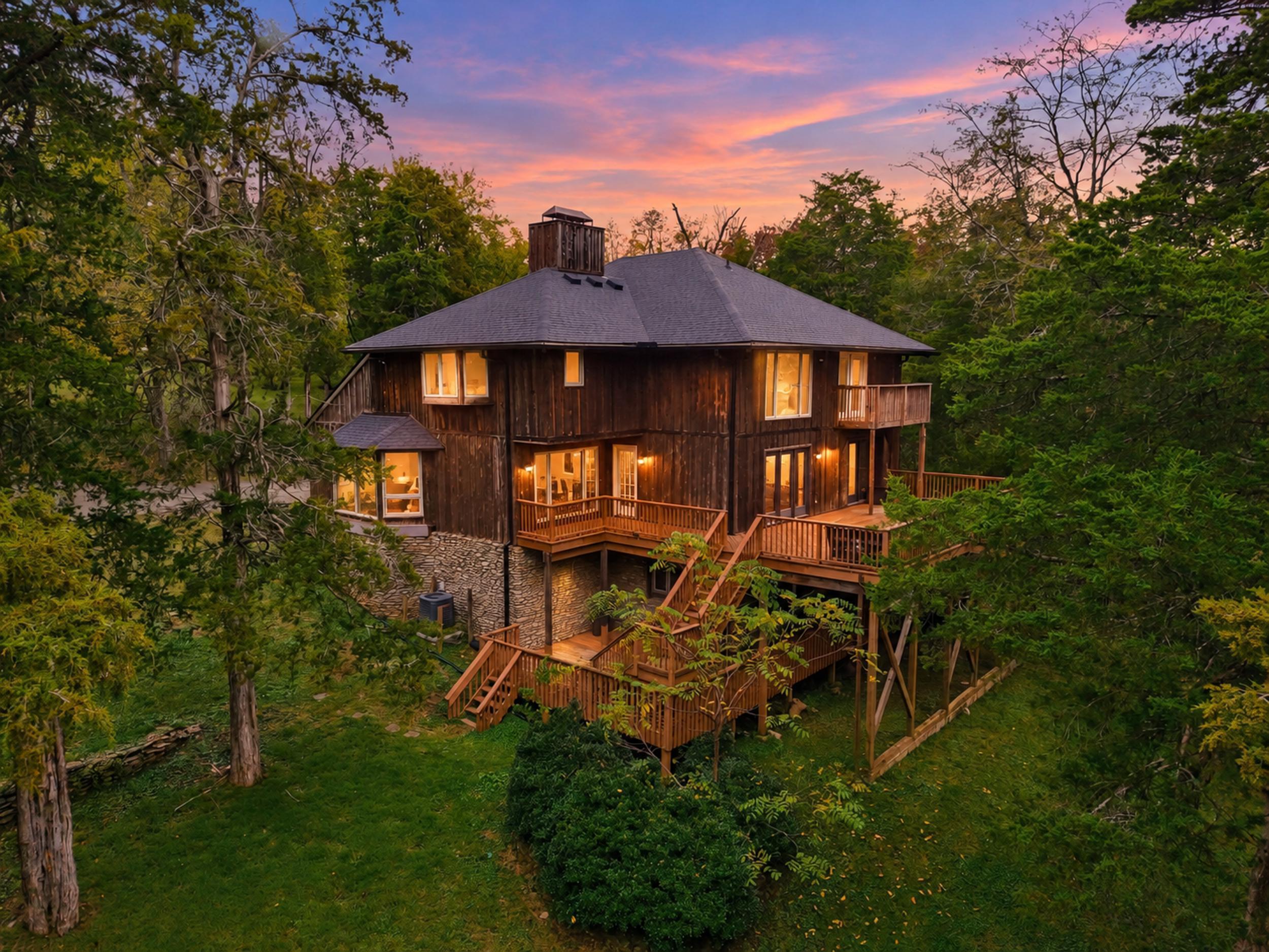 100 Fox Run Road Property Photo 1