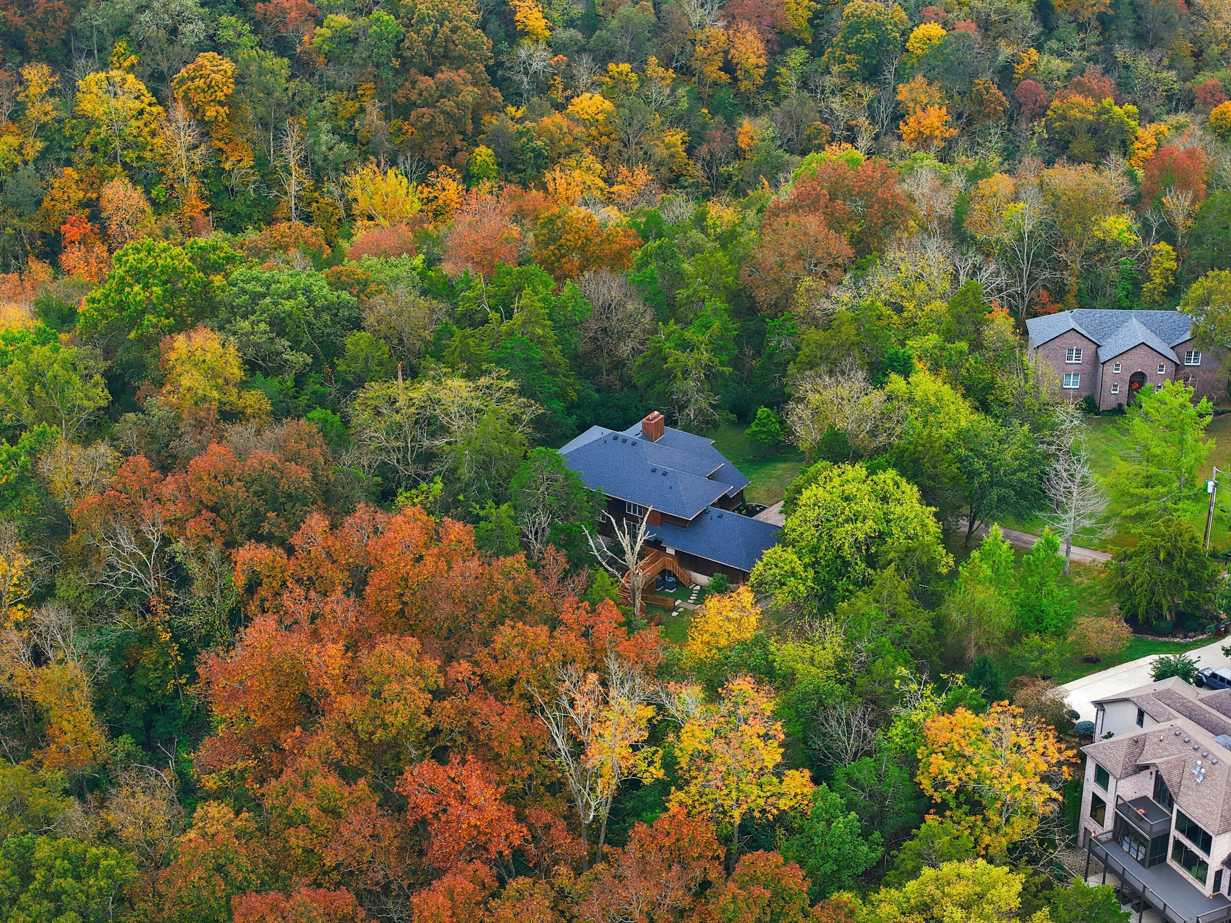 100 Fox Run Road Property Photo 3