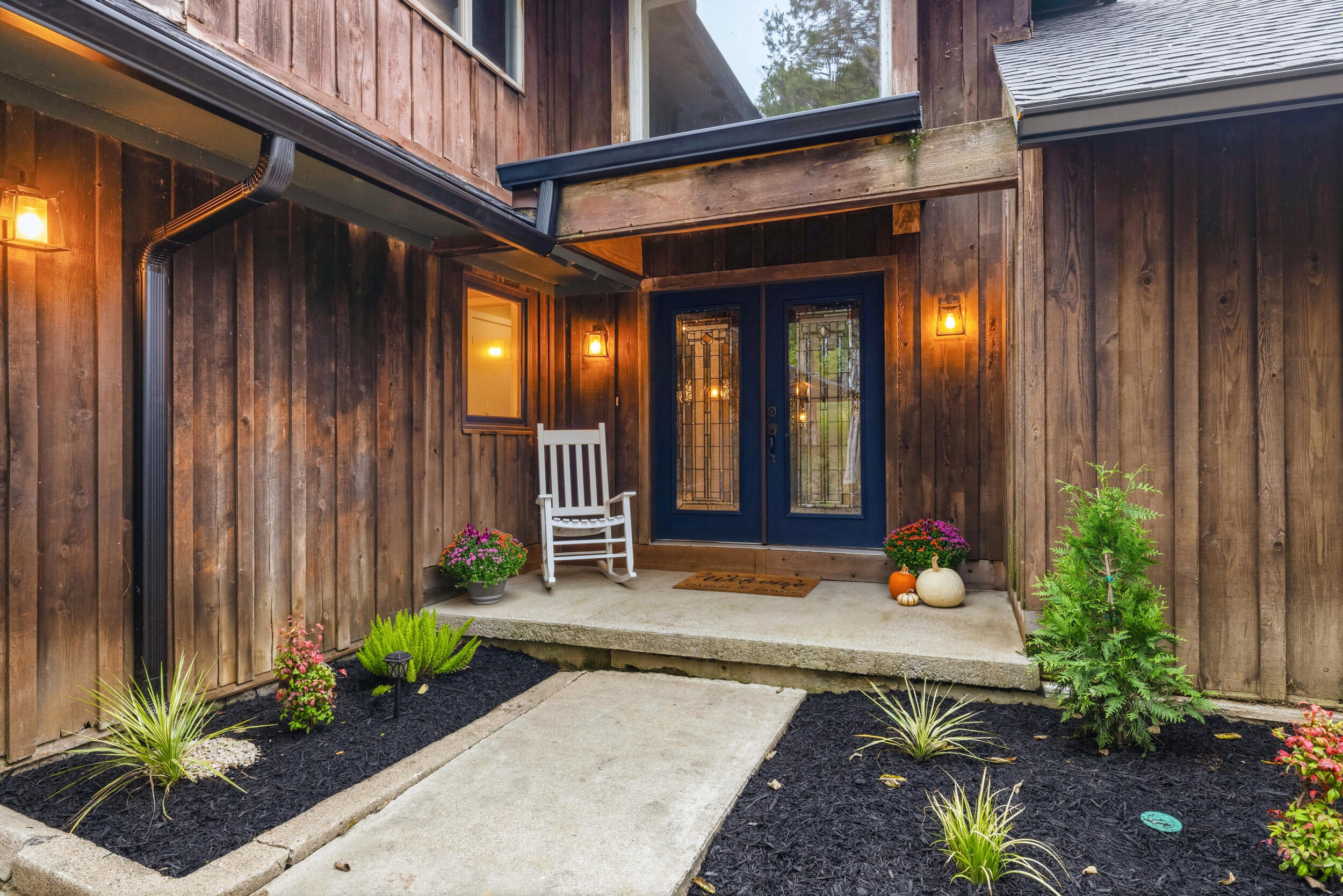 100 Fox Run Road Property Photo 7