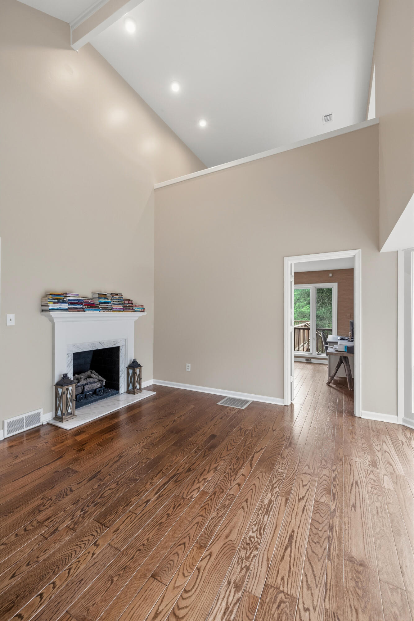 100 Fox Run Road Property Photo 25