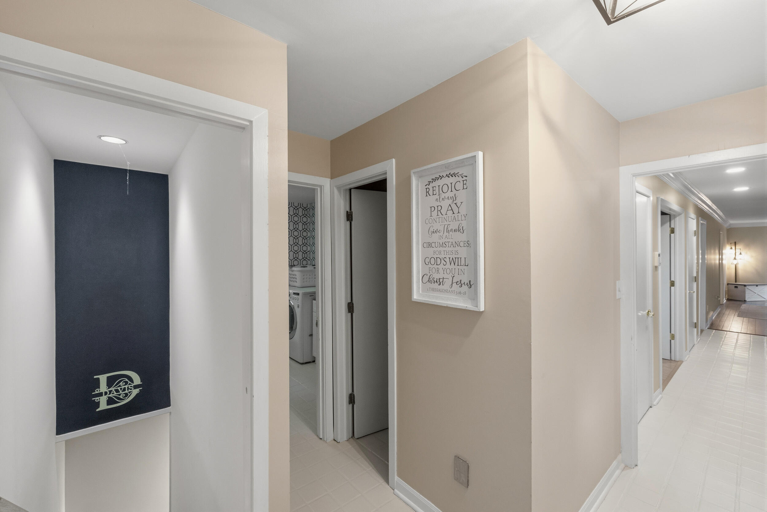100 Fox Run Road Property Photo 43