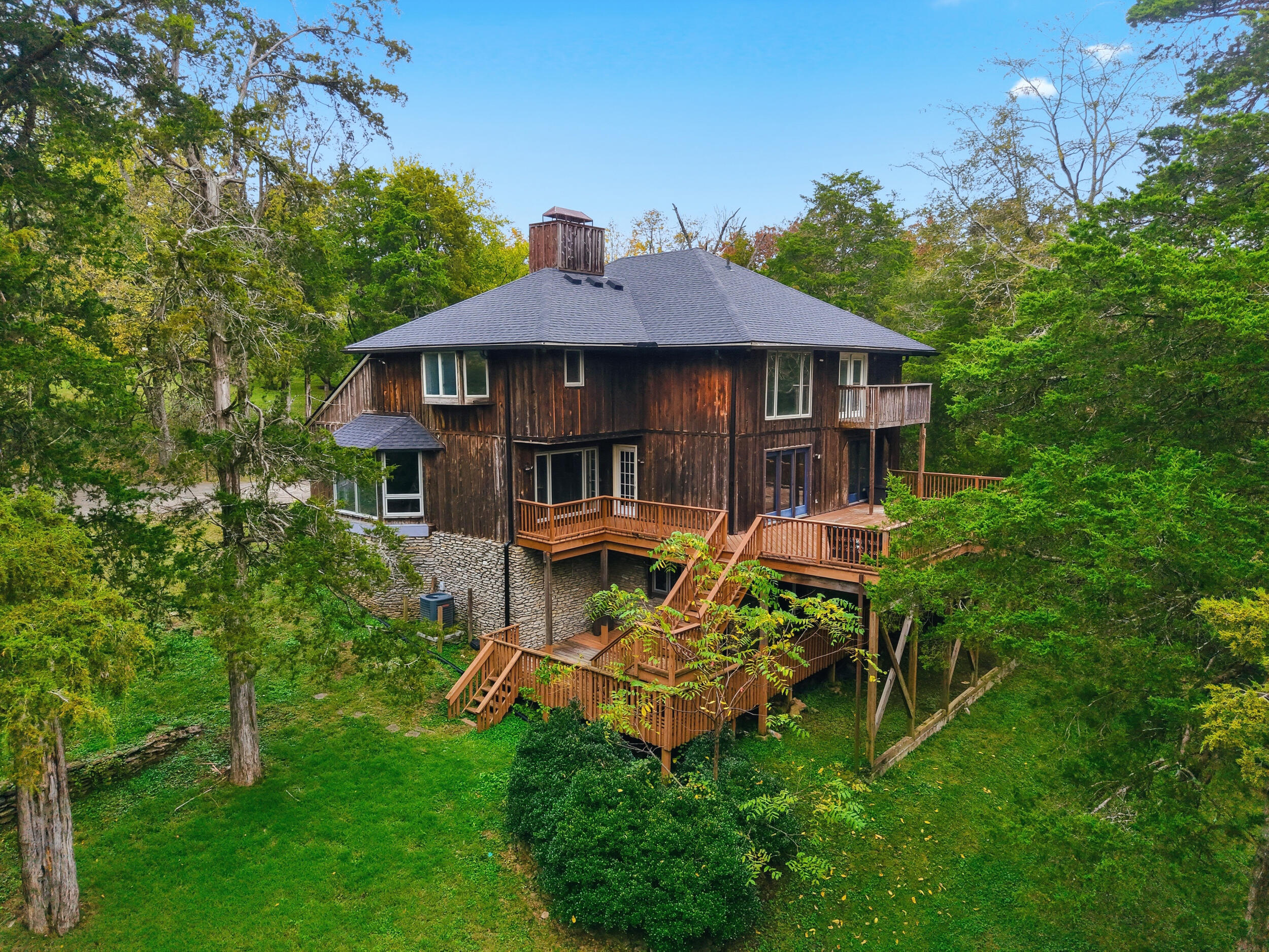 100 Fox Run Road Property Photo 57