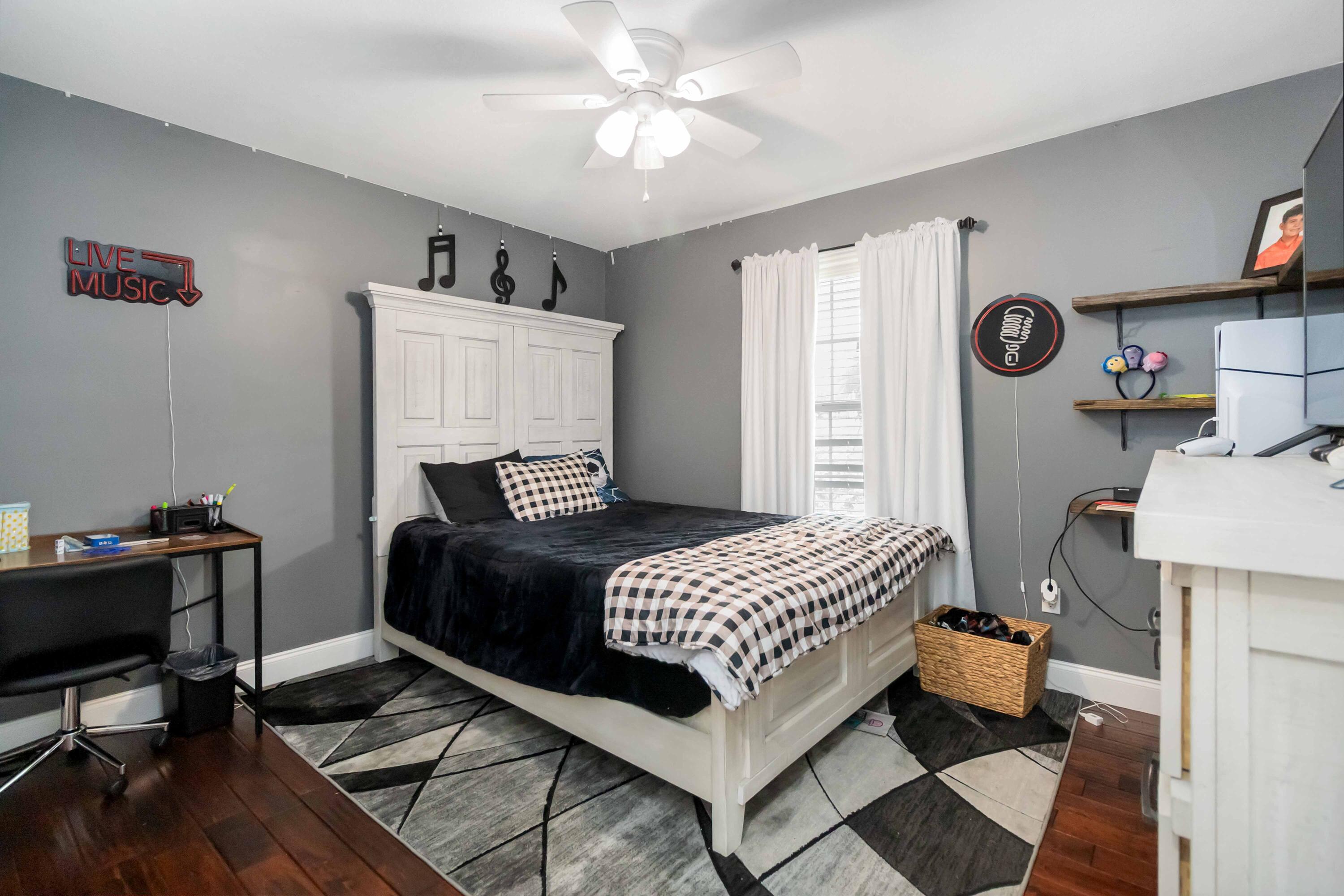 465 Newell Road Property Photo 27