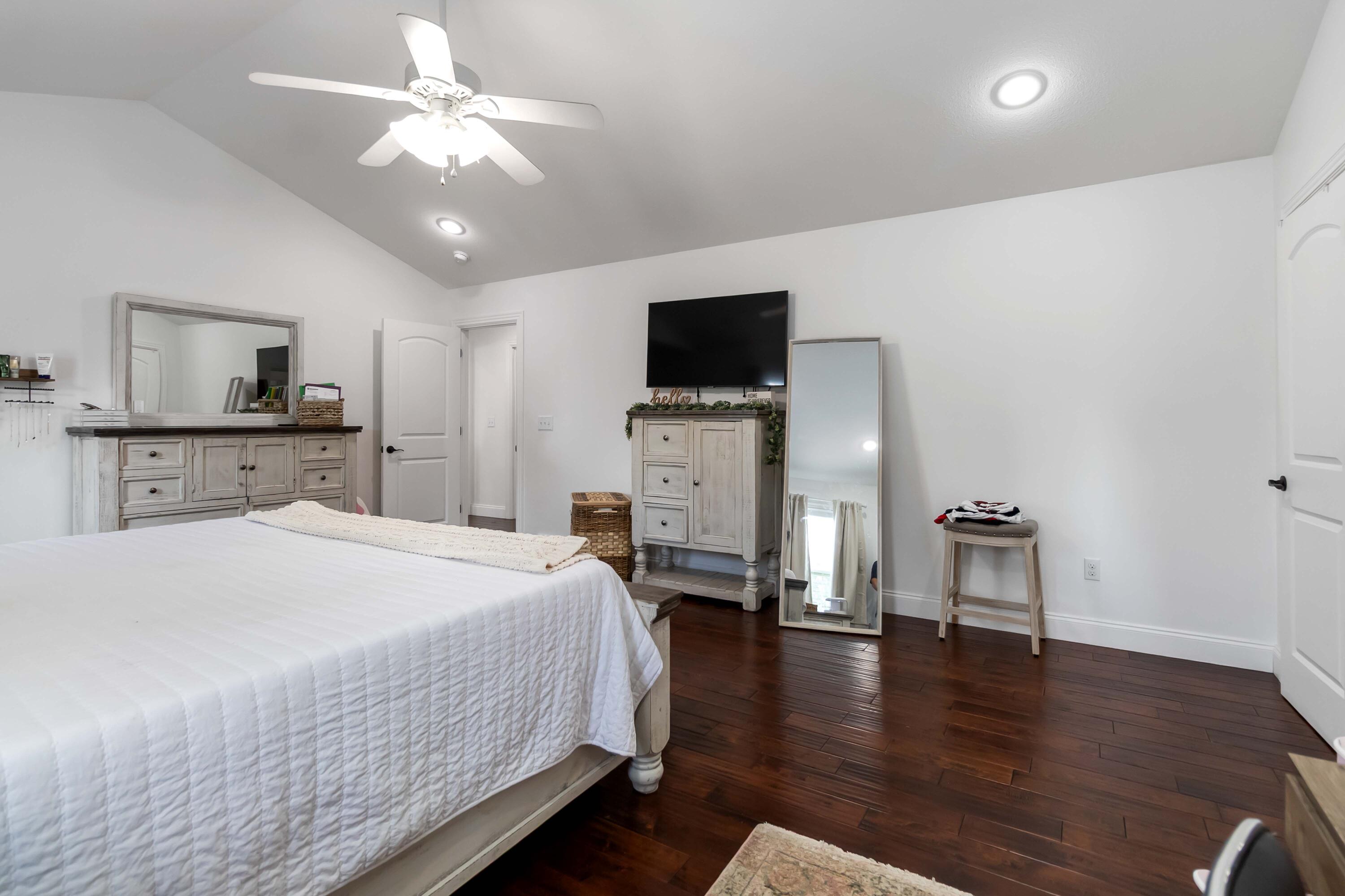 465 Newell Road Property Photo 35