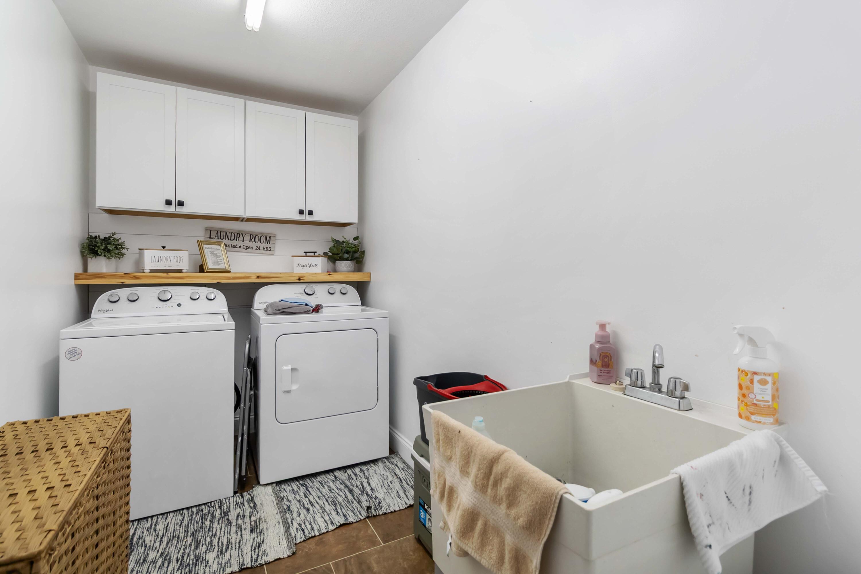 465 Newell Road Property Photo 39