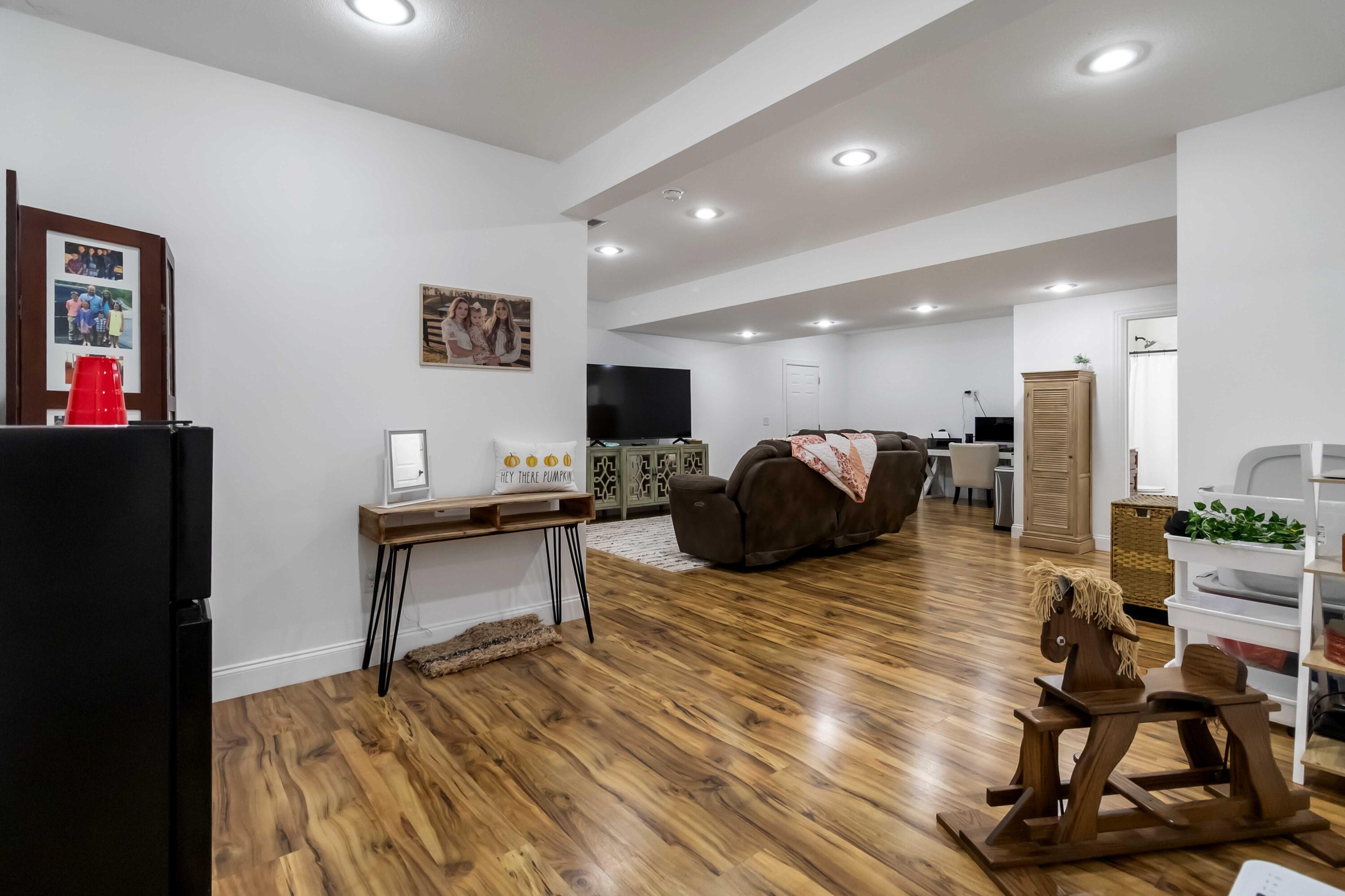 465 Newell Road Property Photo 41