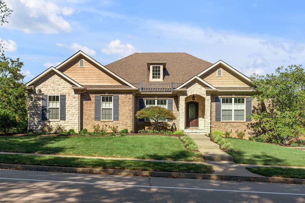 2465 Dogwood Trace Boulevard Property Photo 1