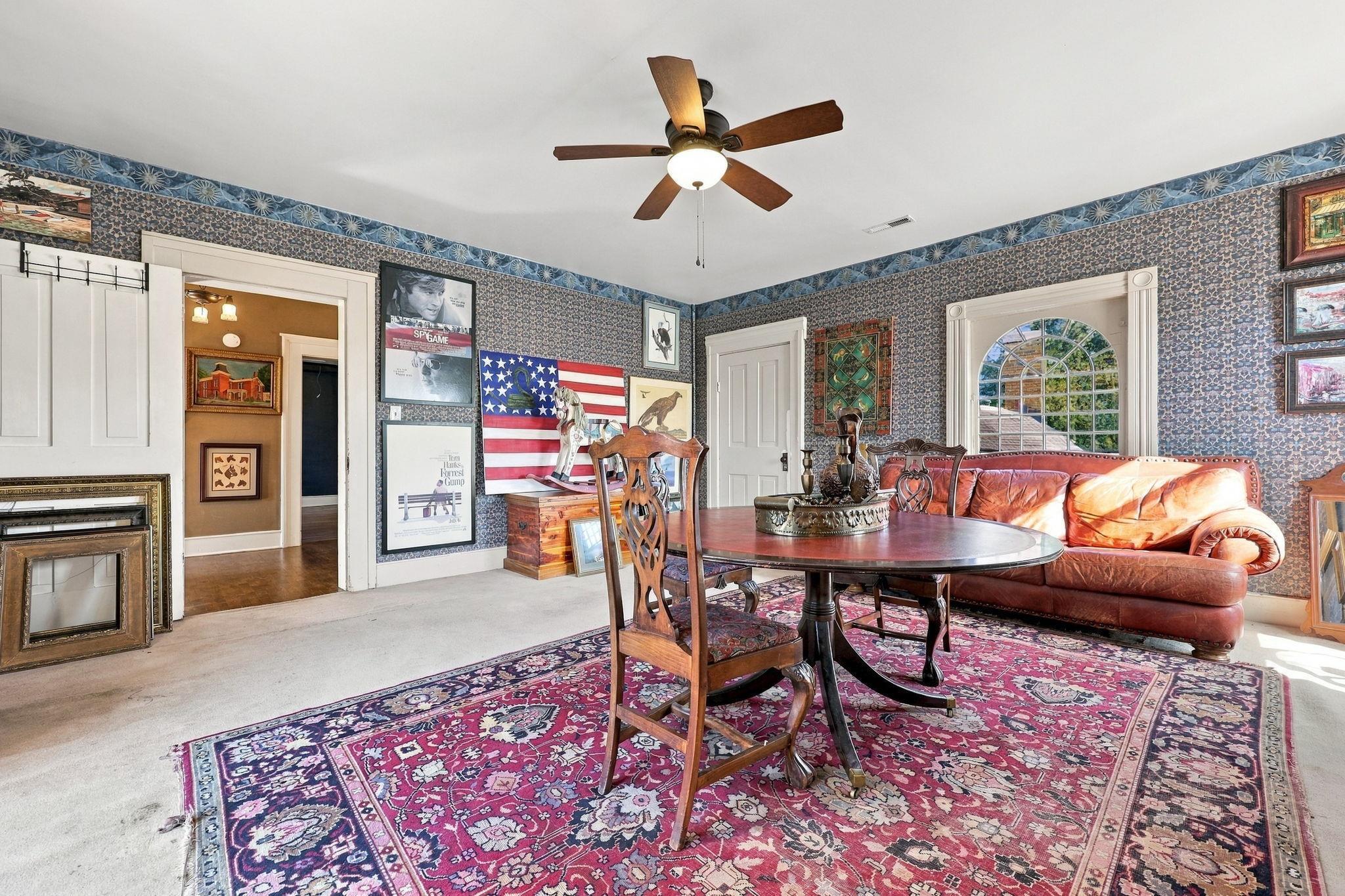 128 E Bruen Street Property Photo 45
