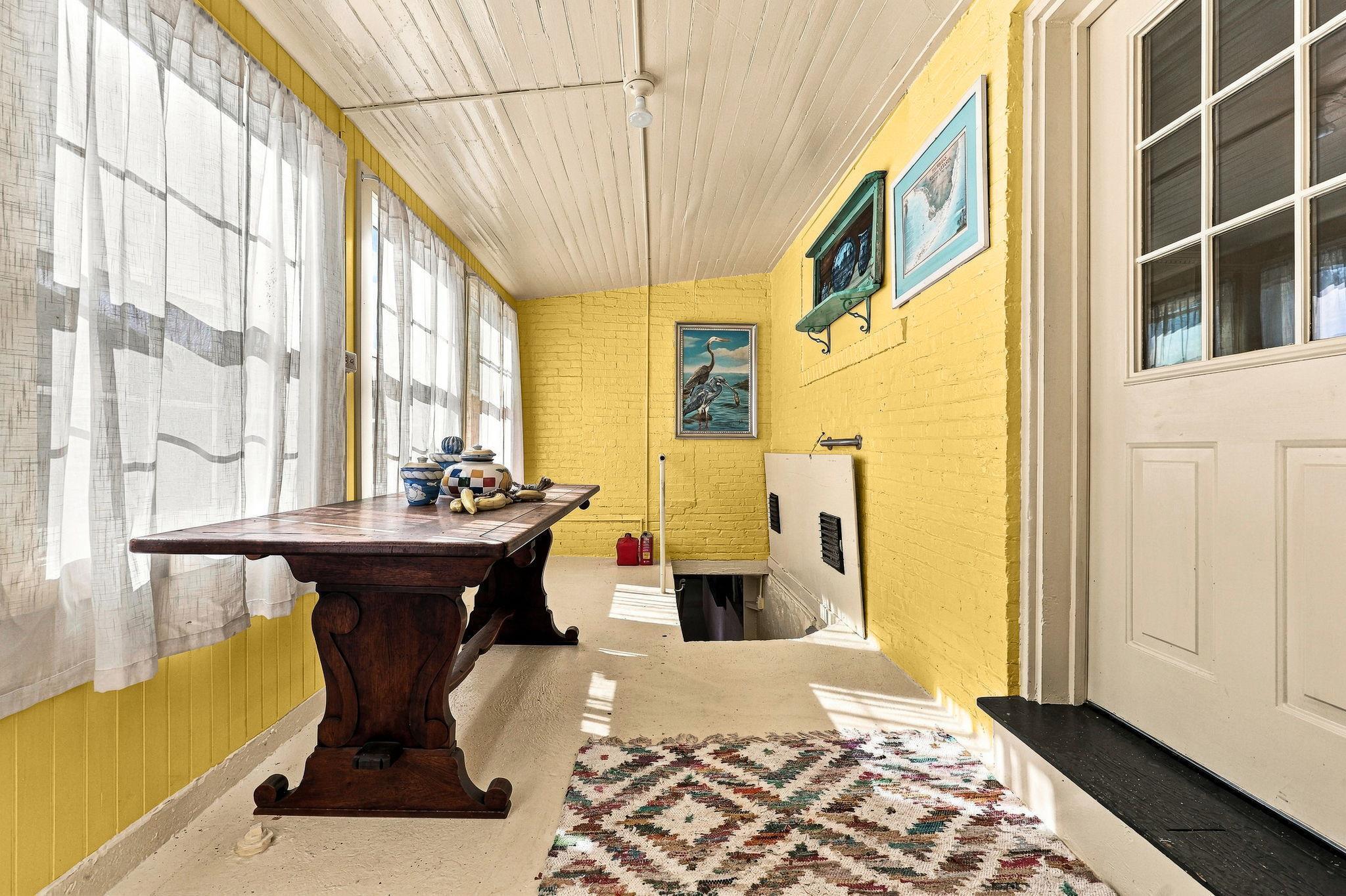 128 E Bruen Street Property Photo 47