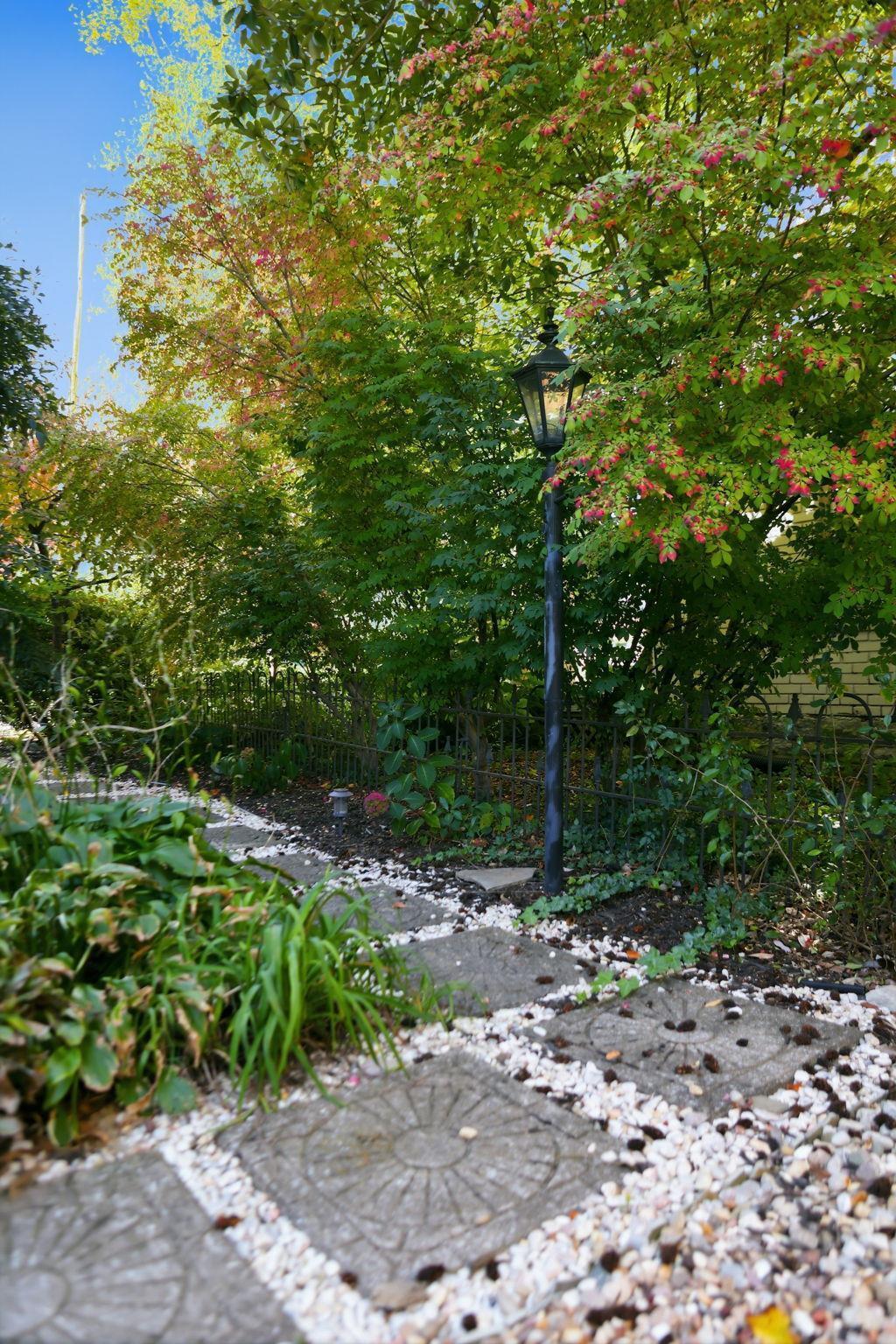 128 E Bruen Street Property Photo 51