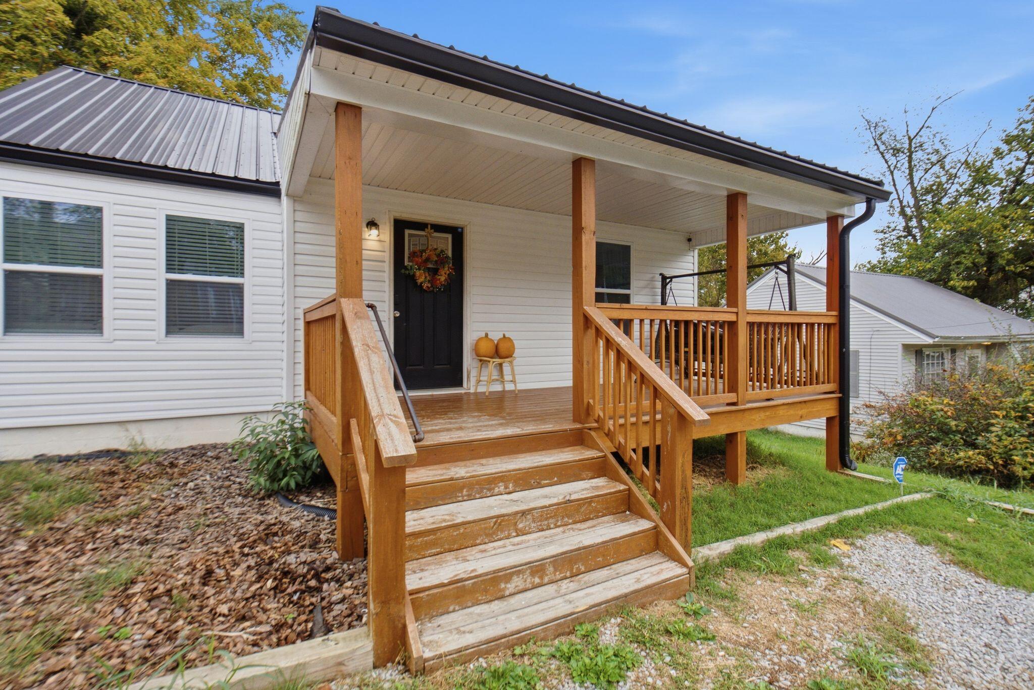 104 Lowell Avenue Property Photo 3