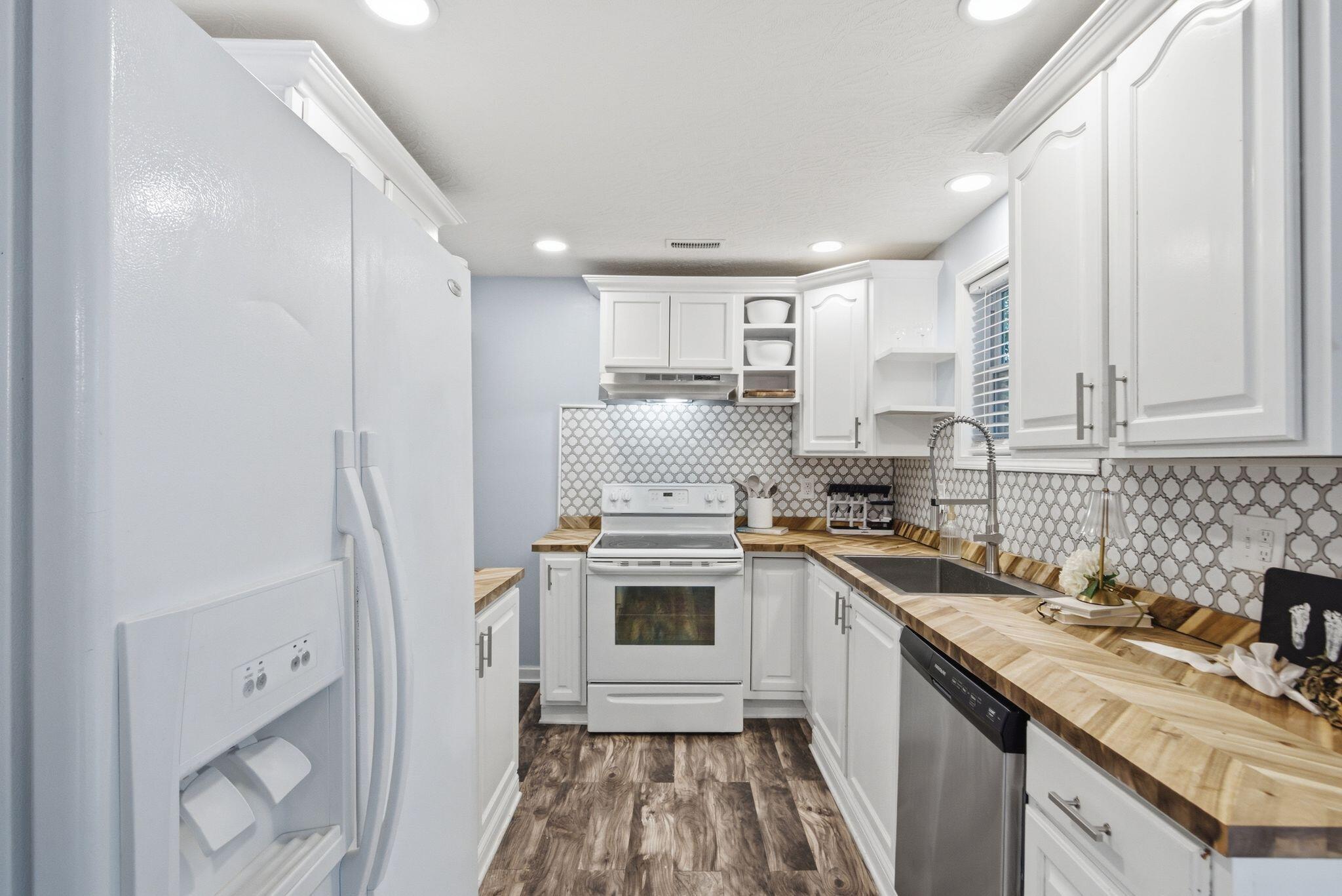 104 Lowell Avenue Property Photo 19
