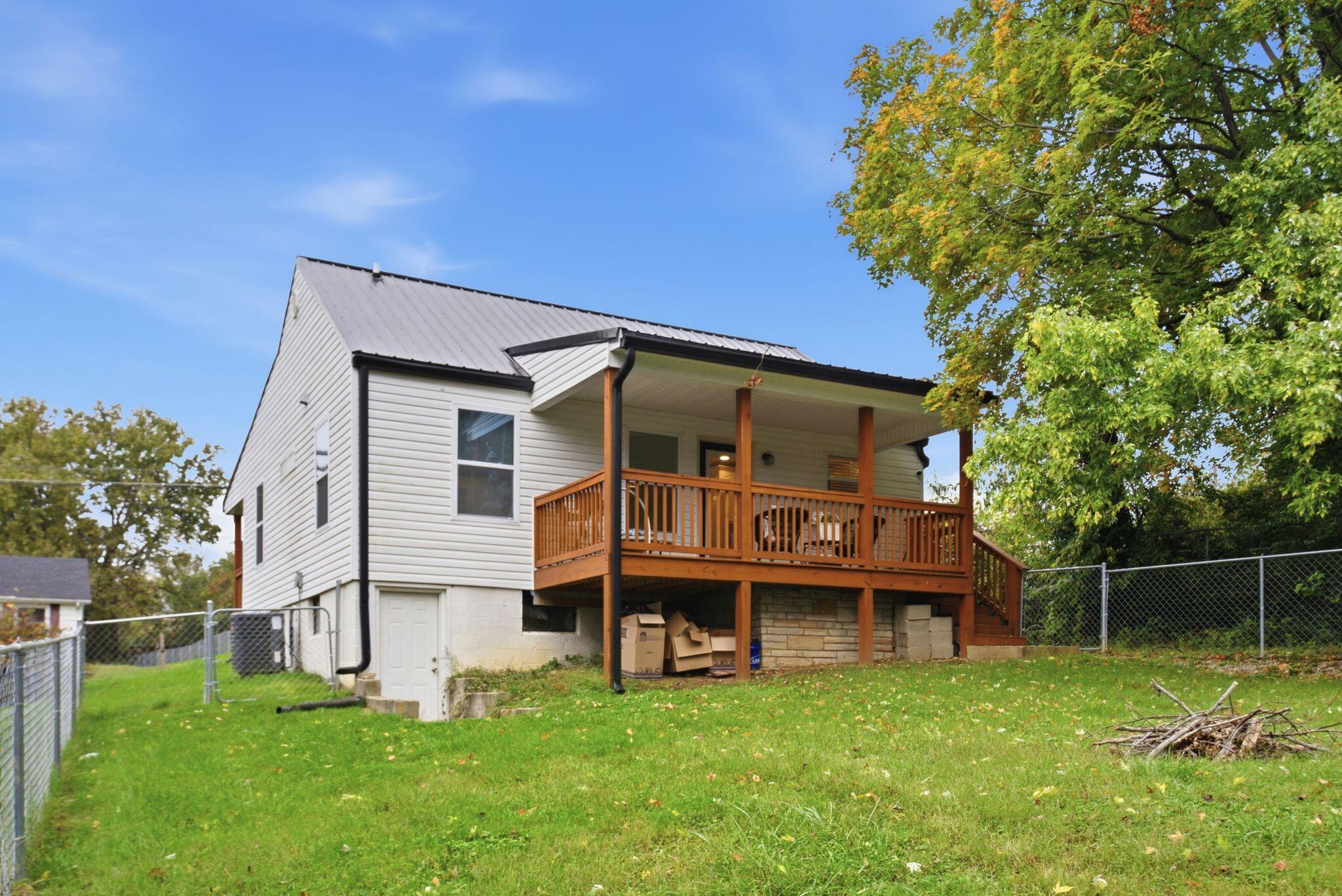 104 Lowell Avenue Property Photo 34