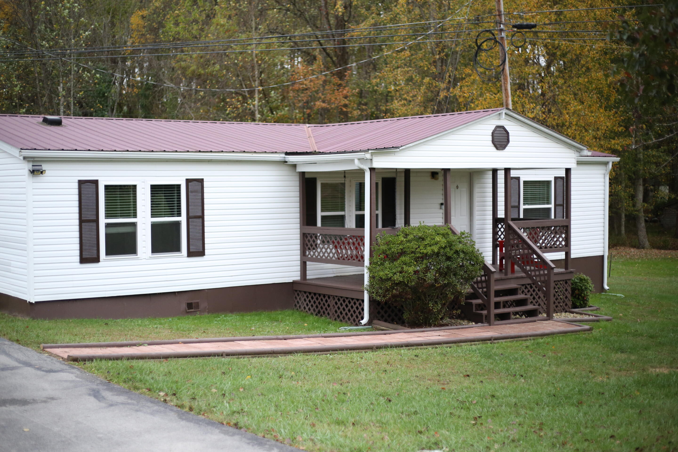 2406 Old Salem Road Property Photo 1